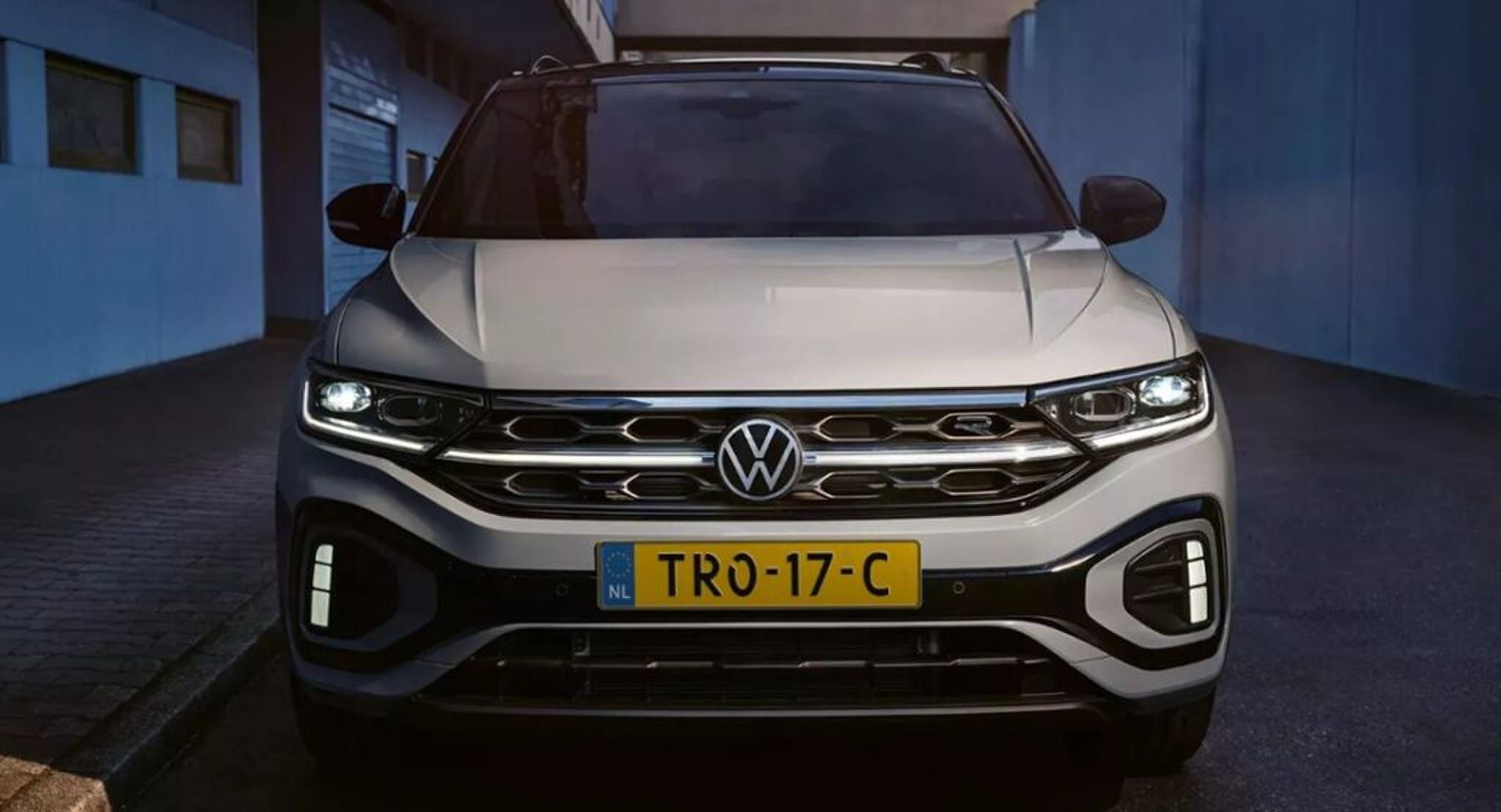 De voorzijde van een Volkswagen T-Roc.