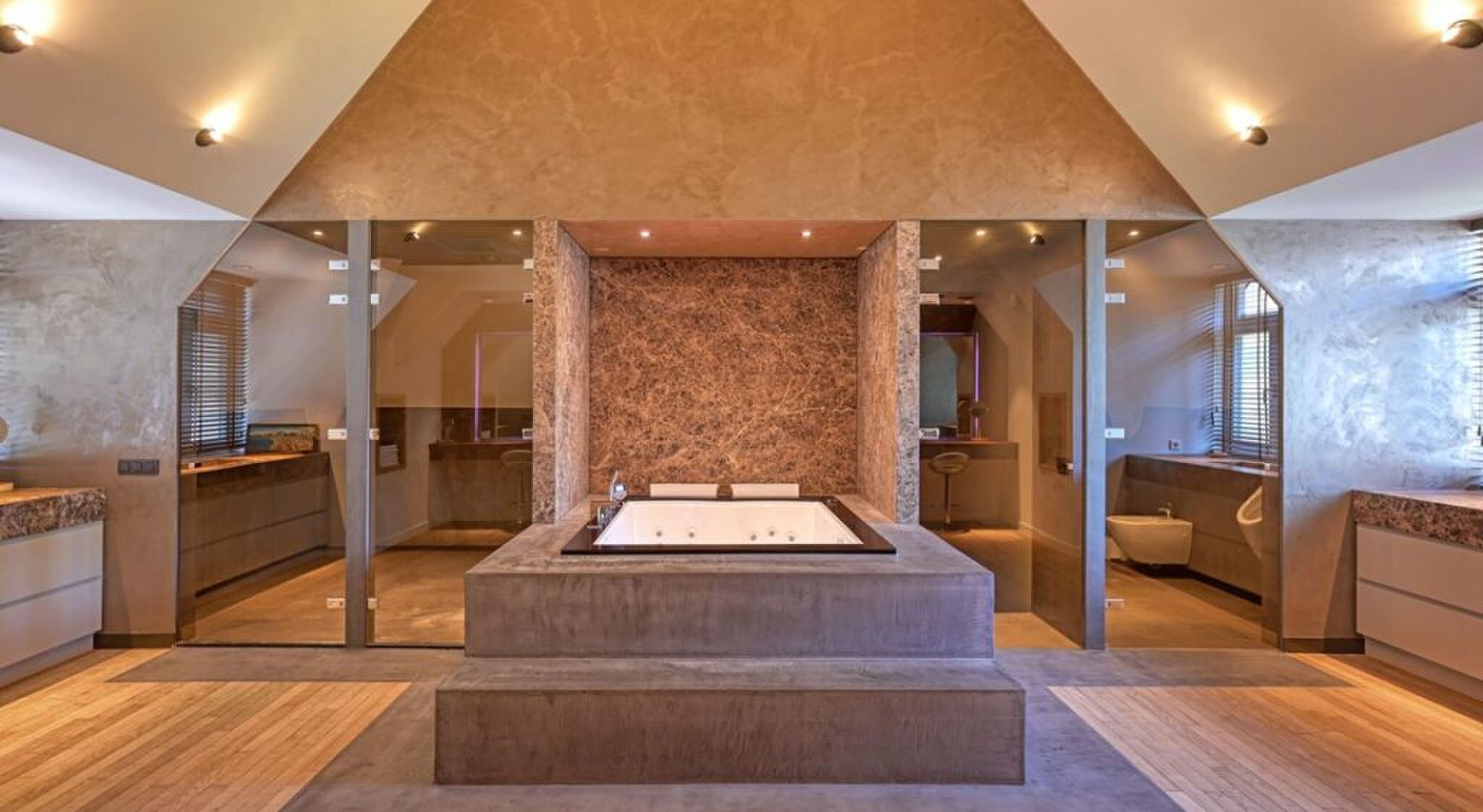 De badkamer.