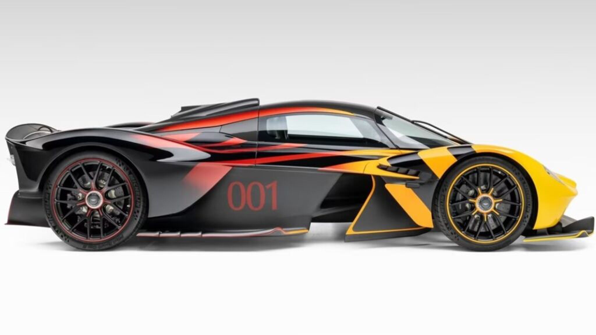 De Aston Martin Valkyrie.