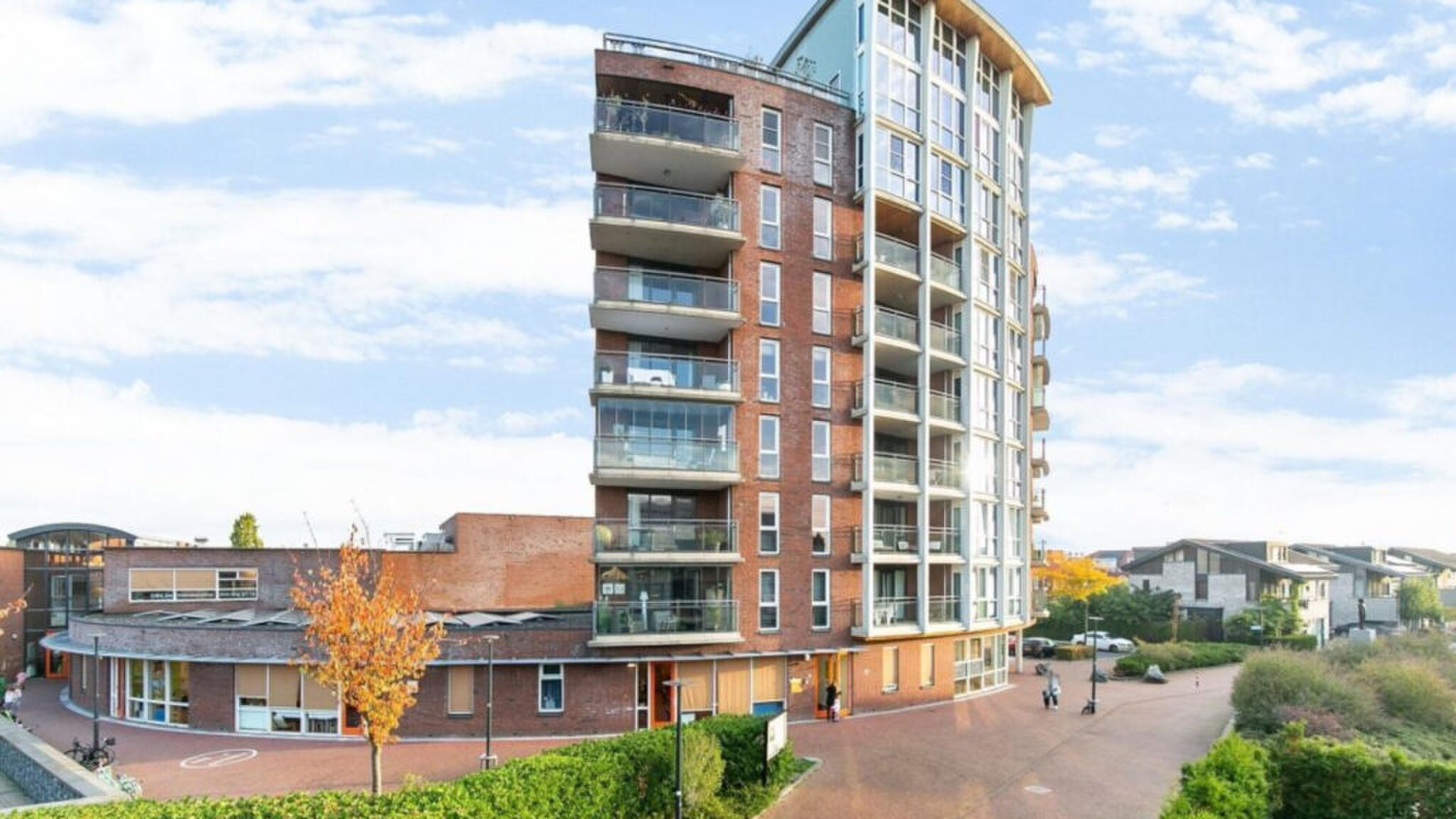 De buitenzijde van de woning van Victor Vlam.