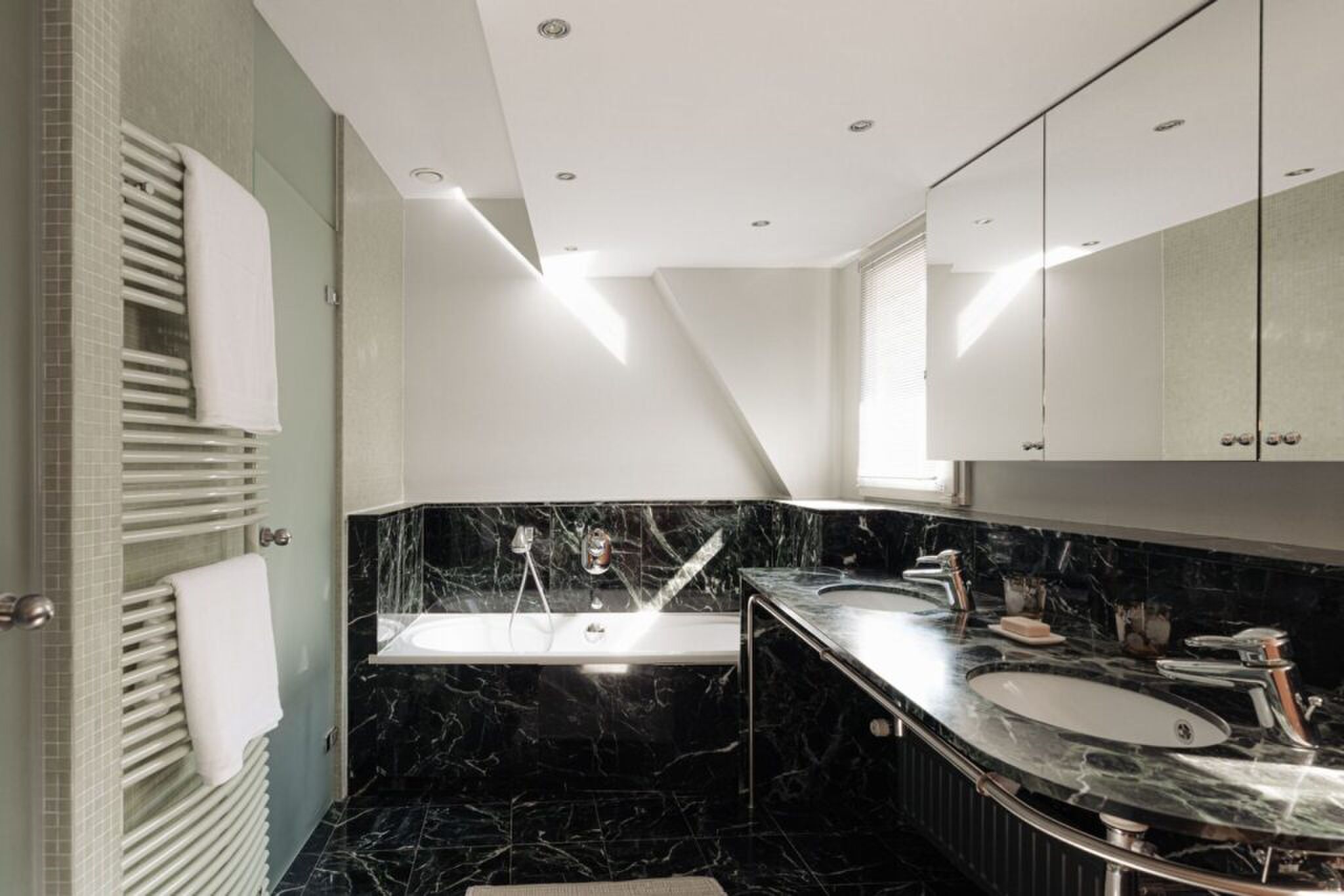 Badkamer van een woning die op Funda wordt aangeboden 