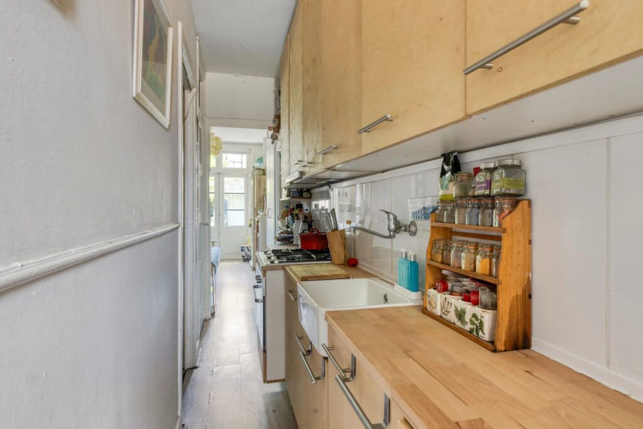 De keuken van de woning die voor ophef zorgde op Funda.