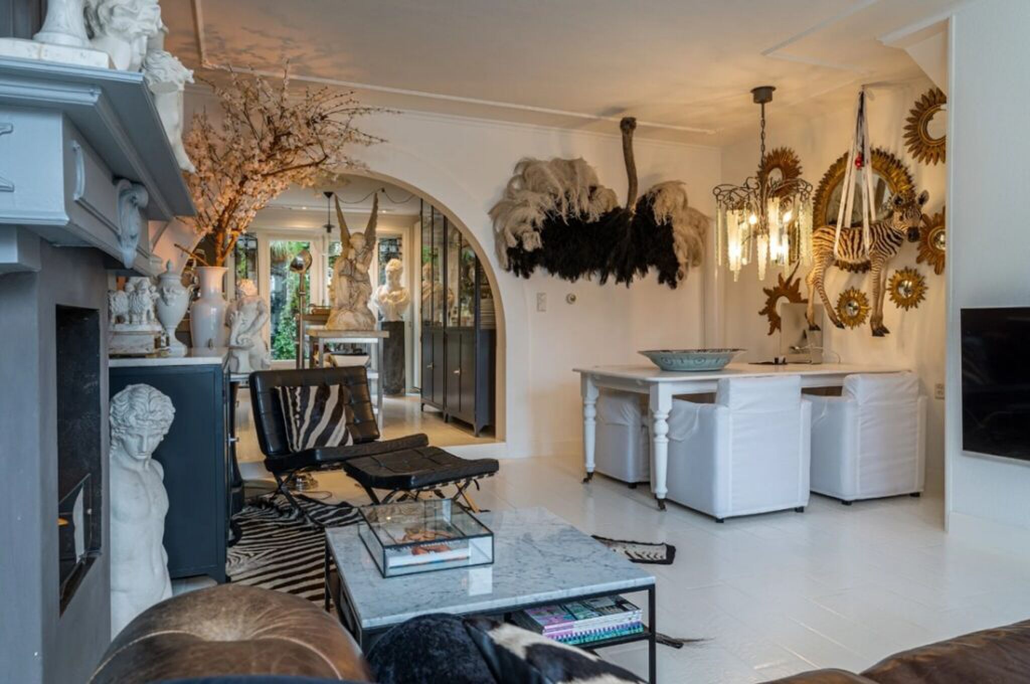 Het aparte interieur van het huis in Dokkum.