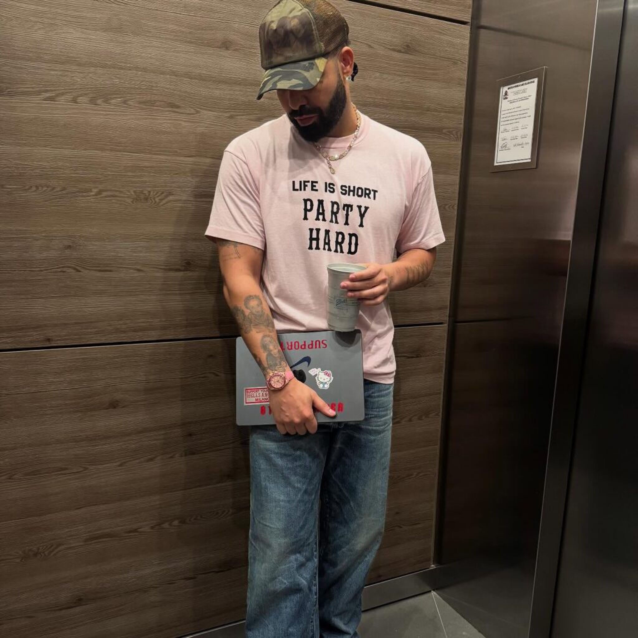 Drake met zijn unieke Rolex