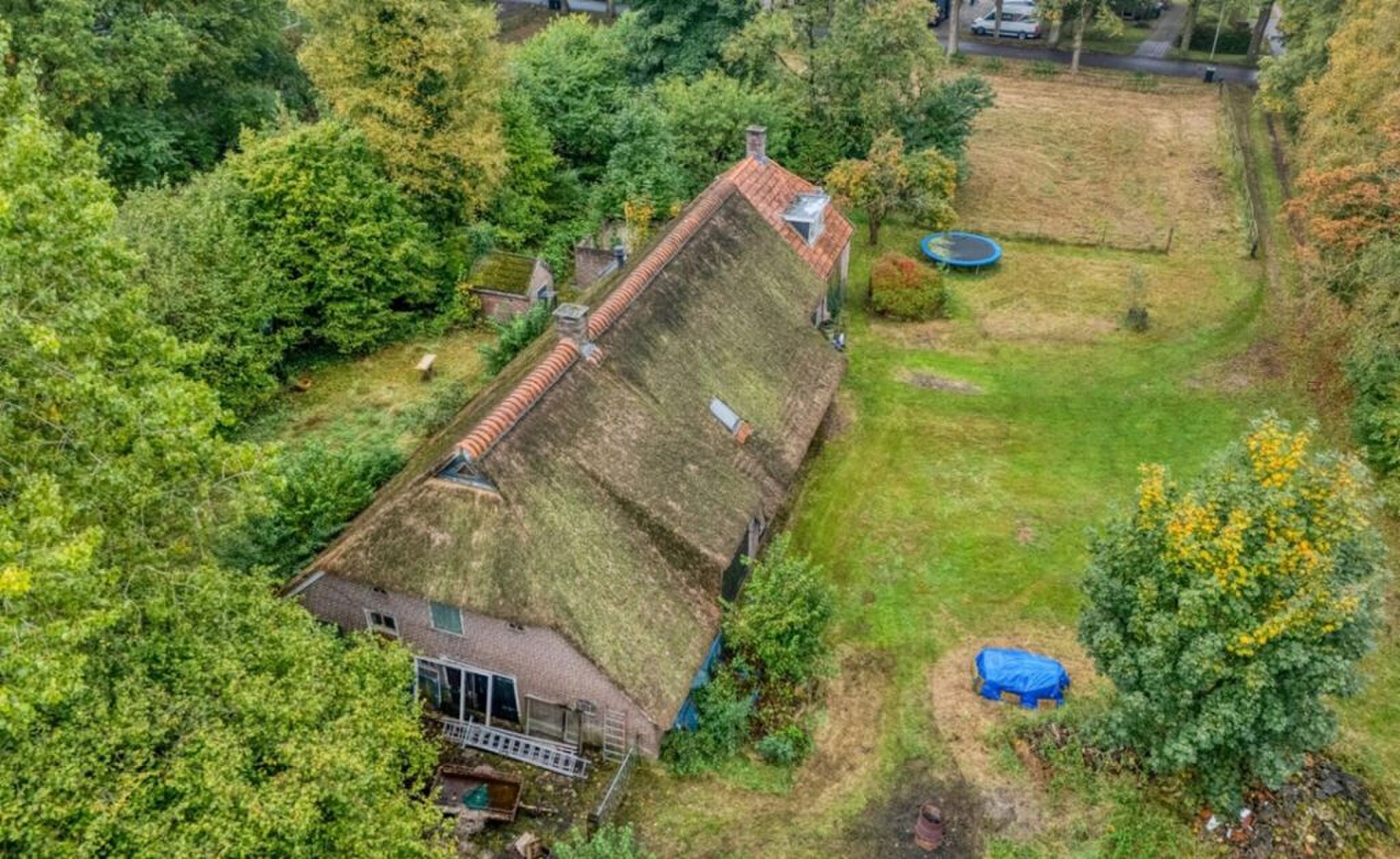 De woonboerderij die als opknapper wordt aangeboden via Funda.