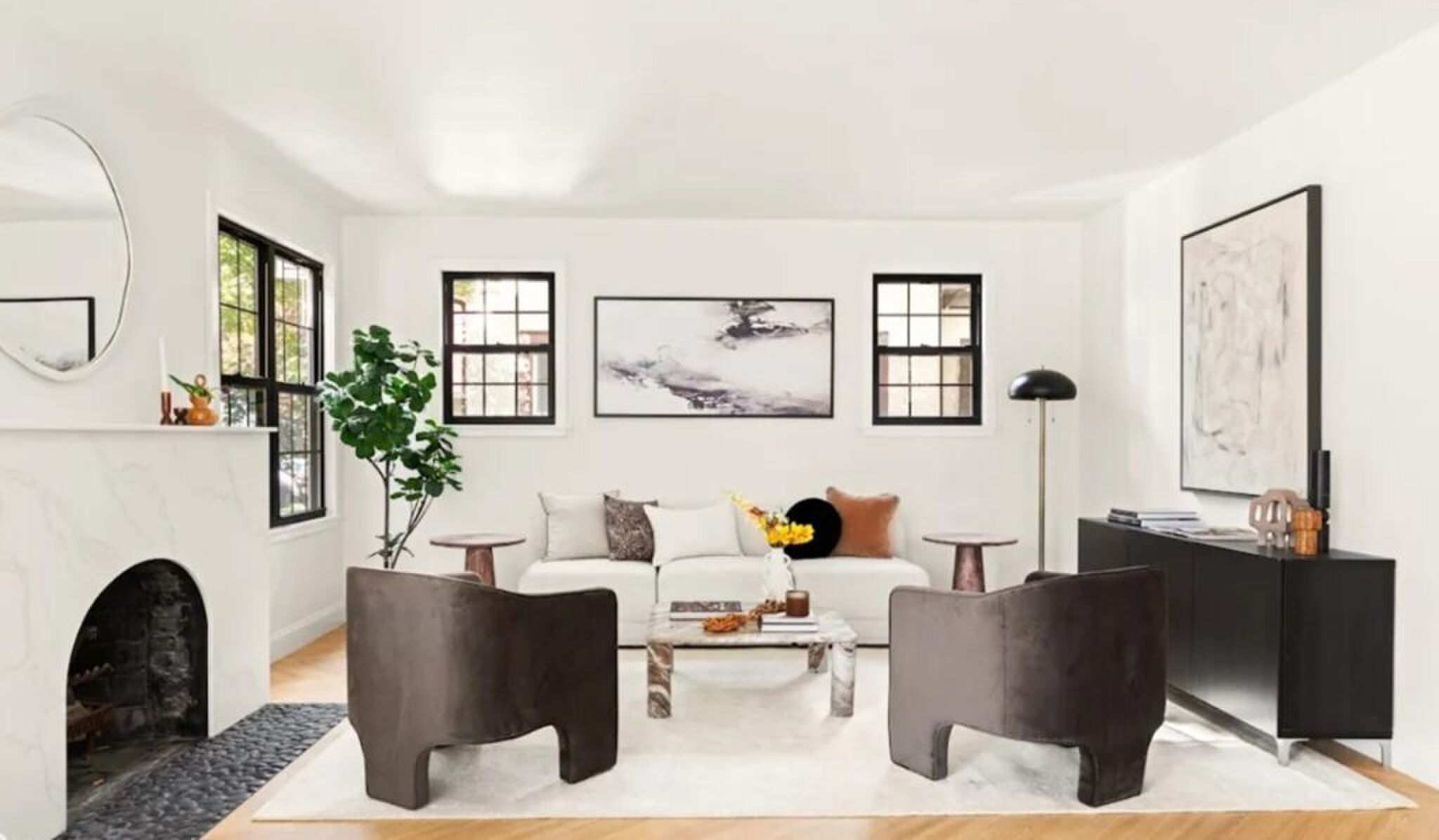 De woonkamer van het ouderlijk huis van Donald Trump.