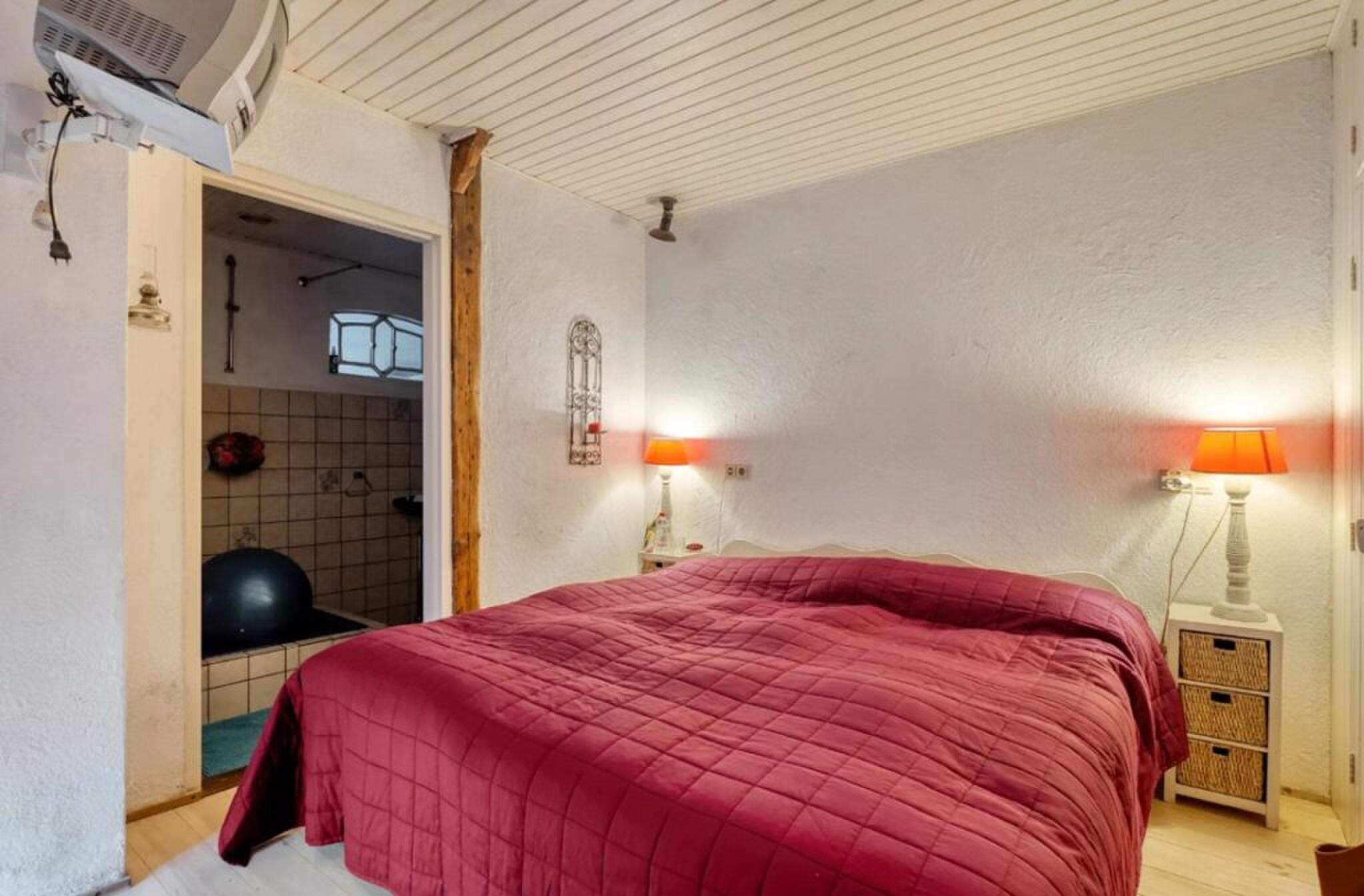 De primaire slaapkamer.