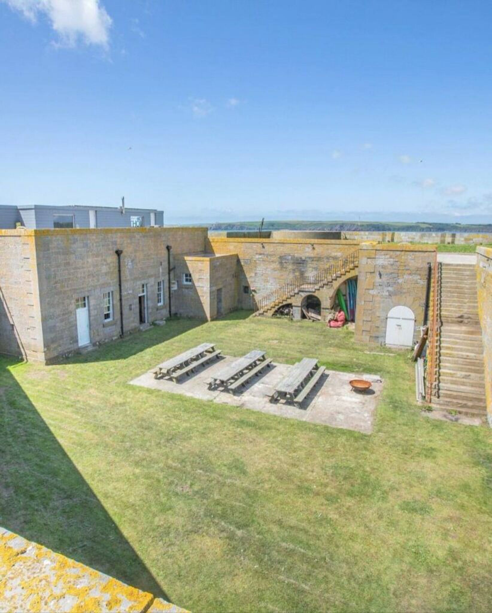 Britse tech-miljardair bouwt militair eiland om tot ultieme woning