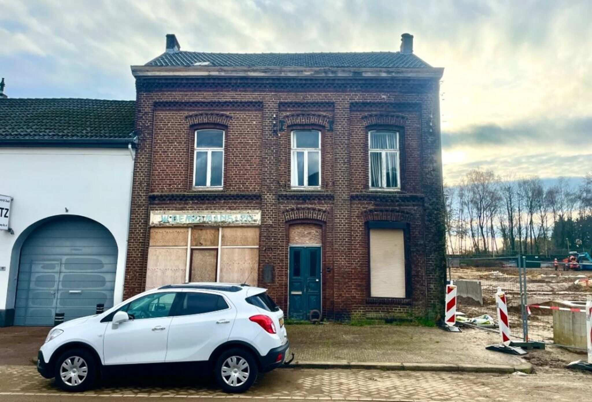 De voorzijde van het huis in Kerkrade.