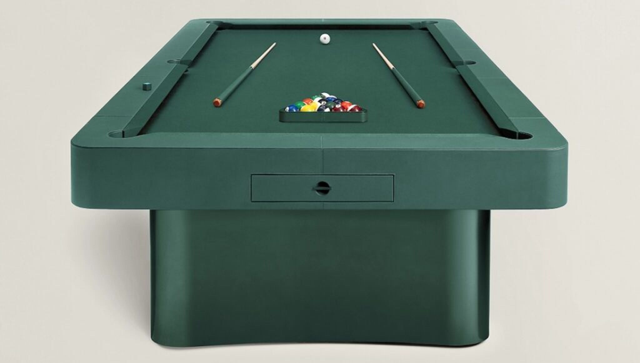 De achterzijde van de pooltafel