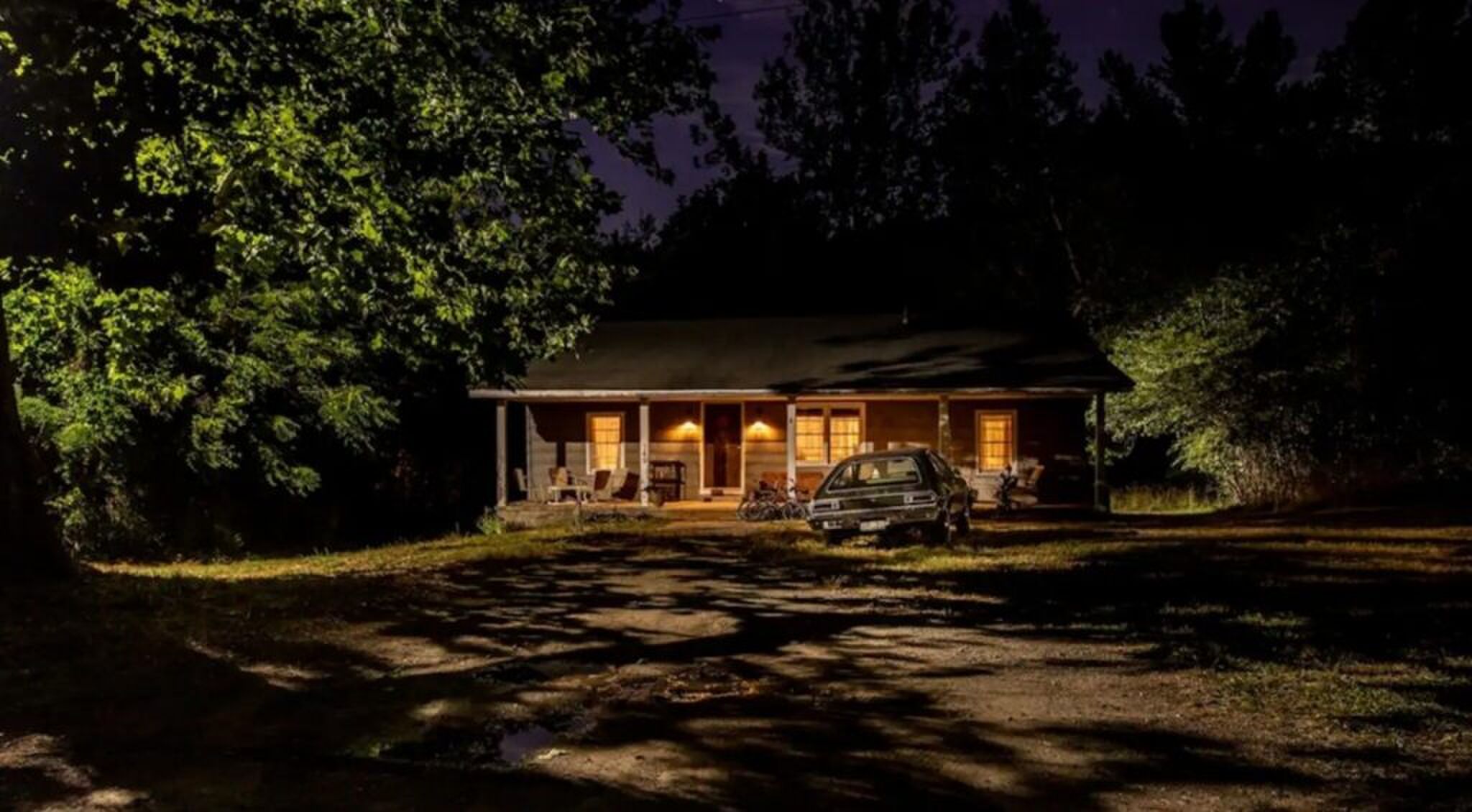 De buitenzijde van het huis.