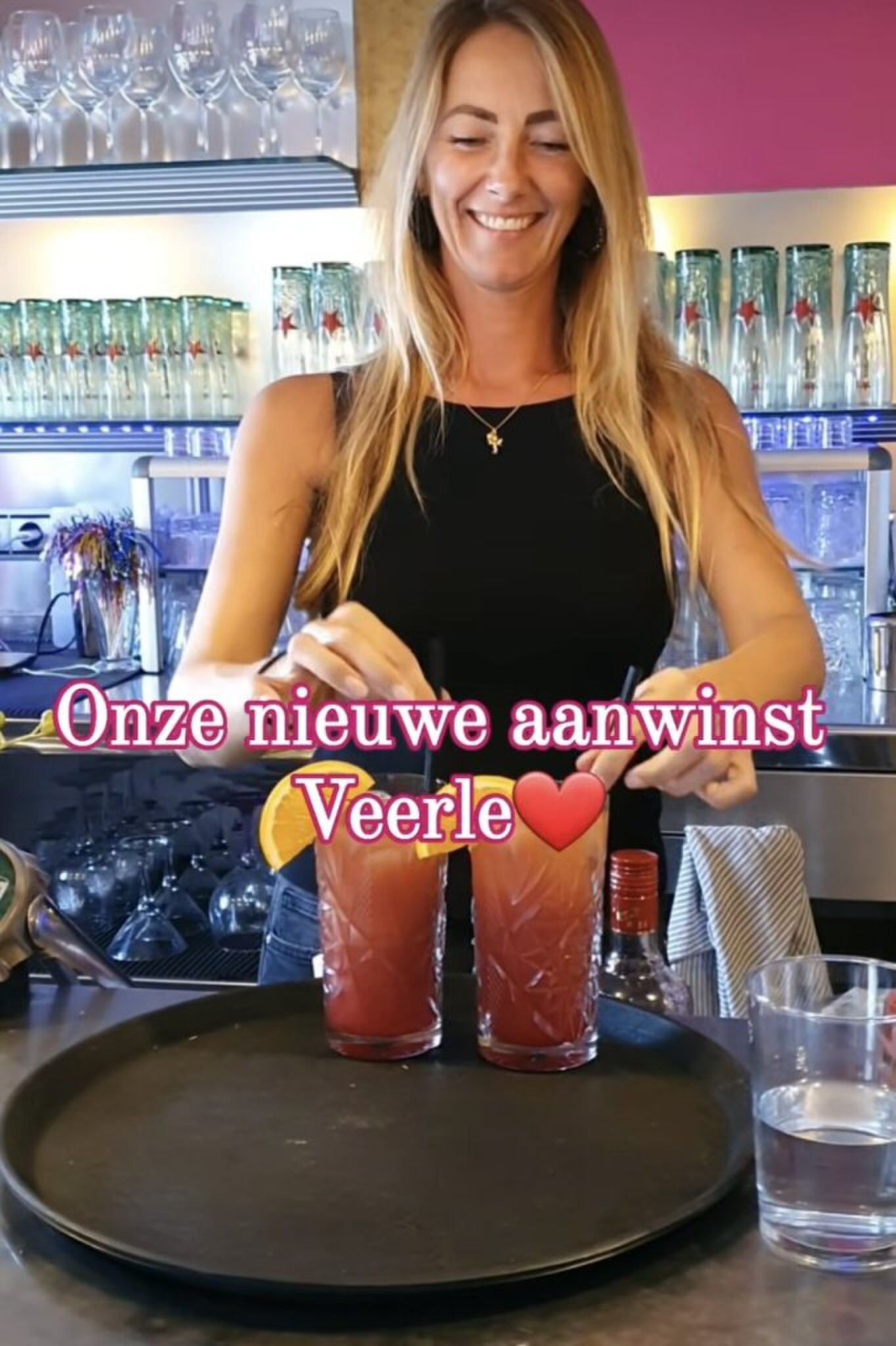 Veerle, de nieuwe vriendin van Mike Hansler