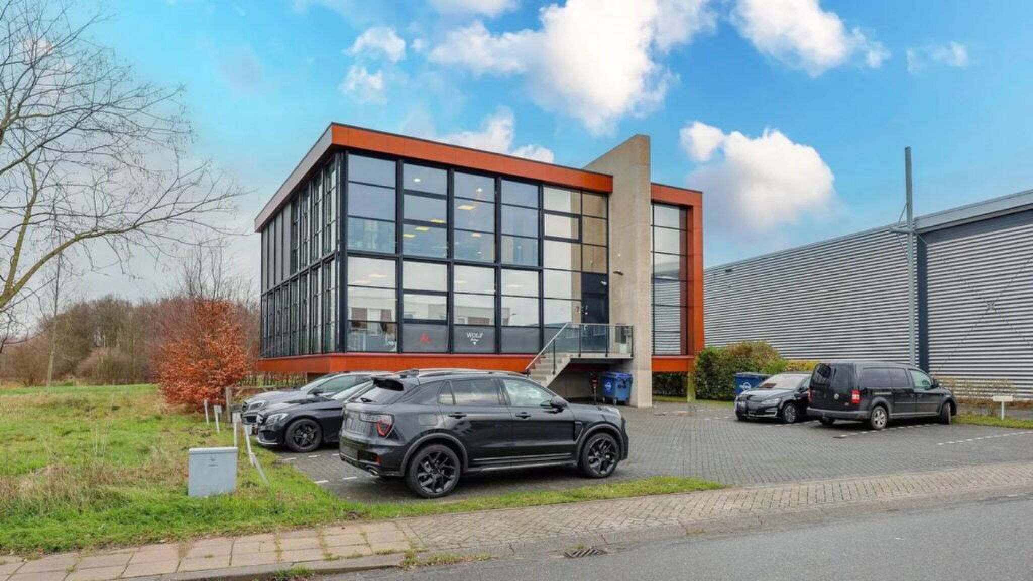 De studio, die Ali B nu op Funda heeft gezet, vanaf buiten