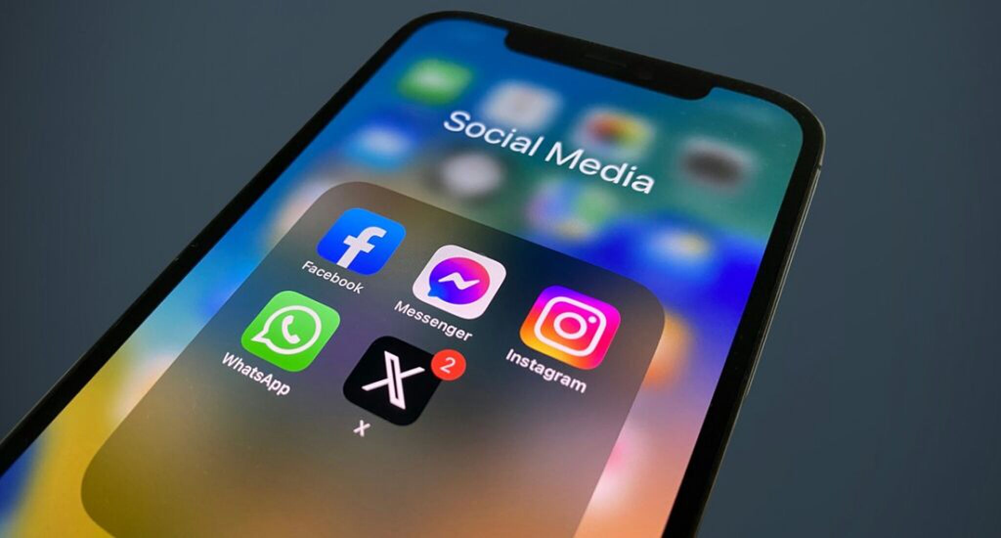 Een smartphone met apps.