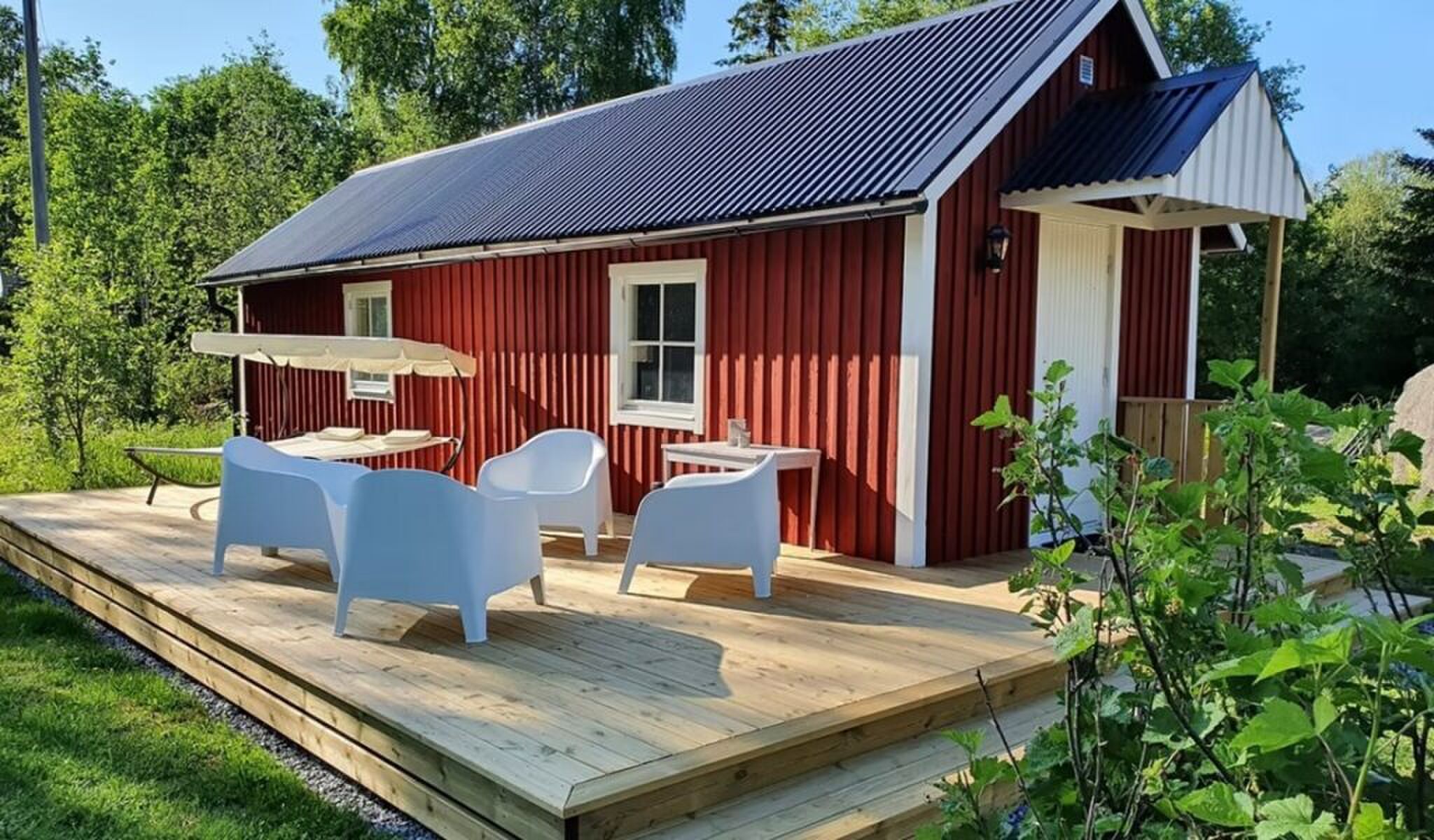 De buitenzijde van de lodge van Elsje.