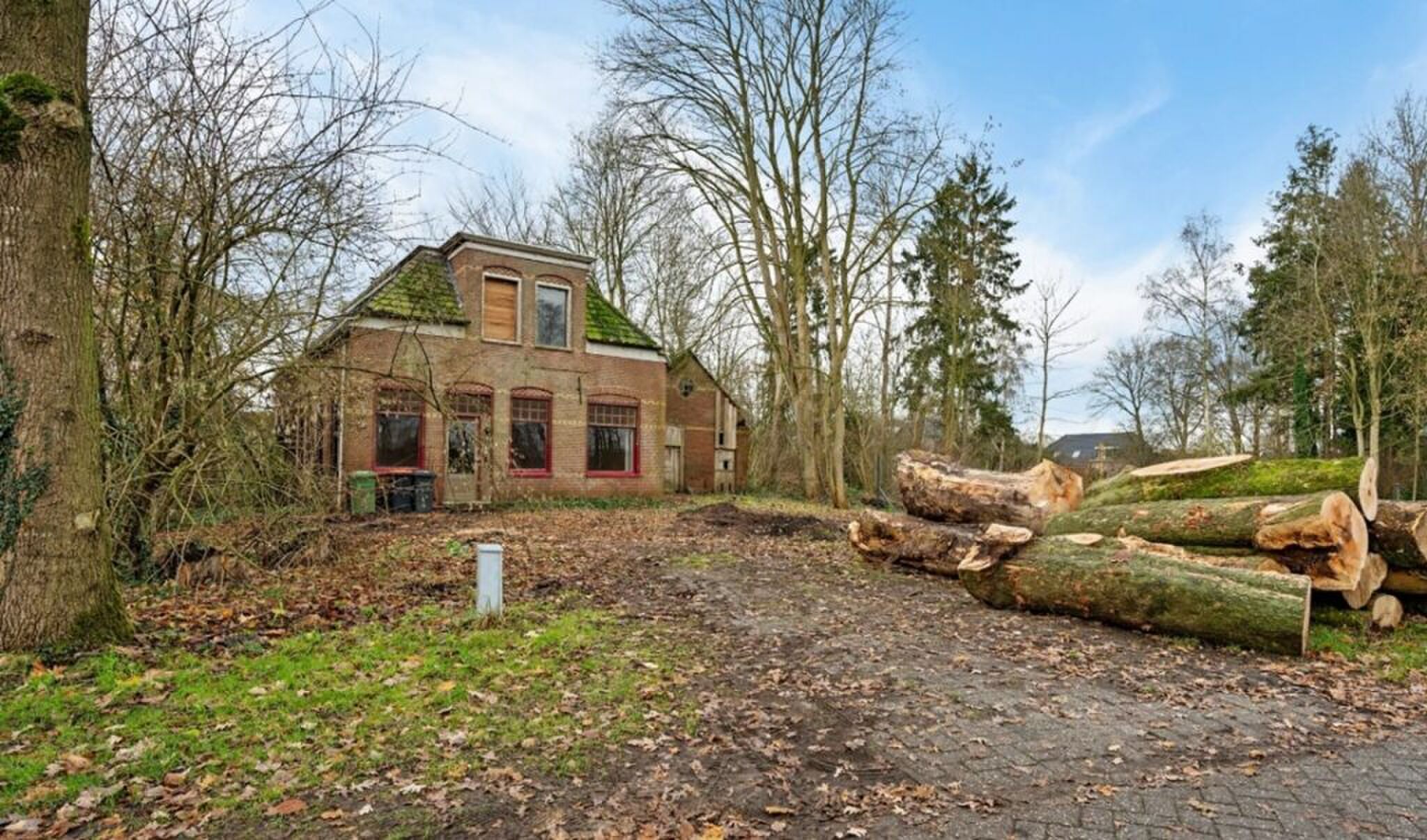 De voorzijde van de opknapwoning op Funda.