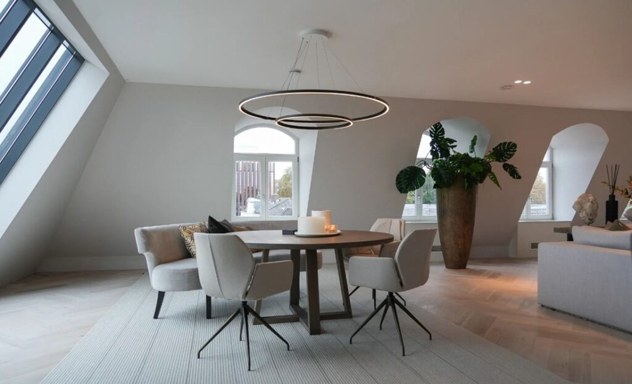 De super-de-luxe eetruimte.