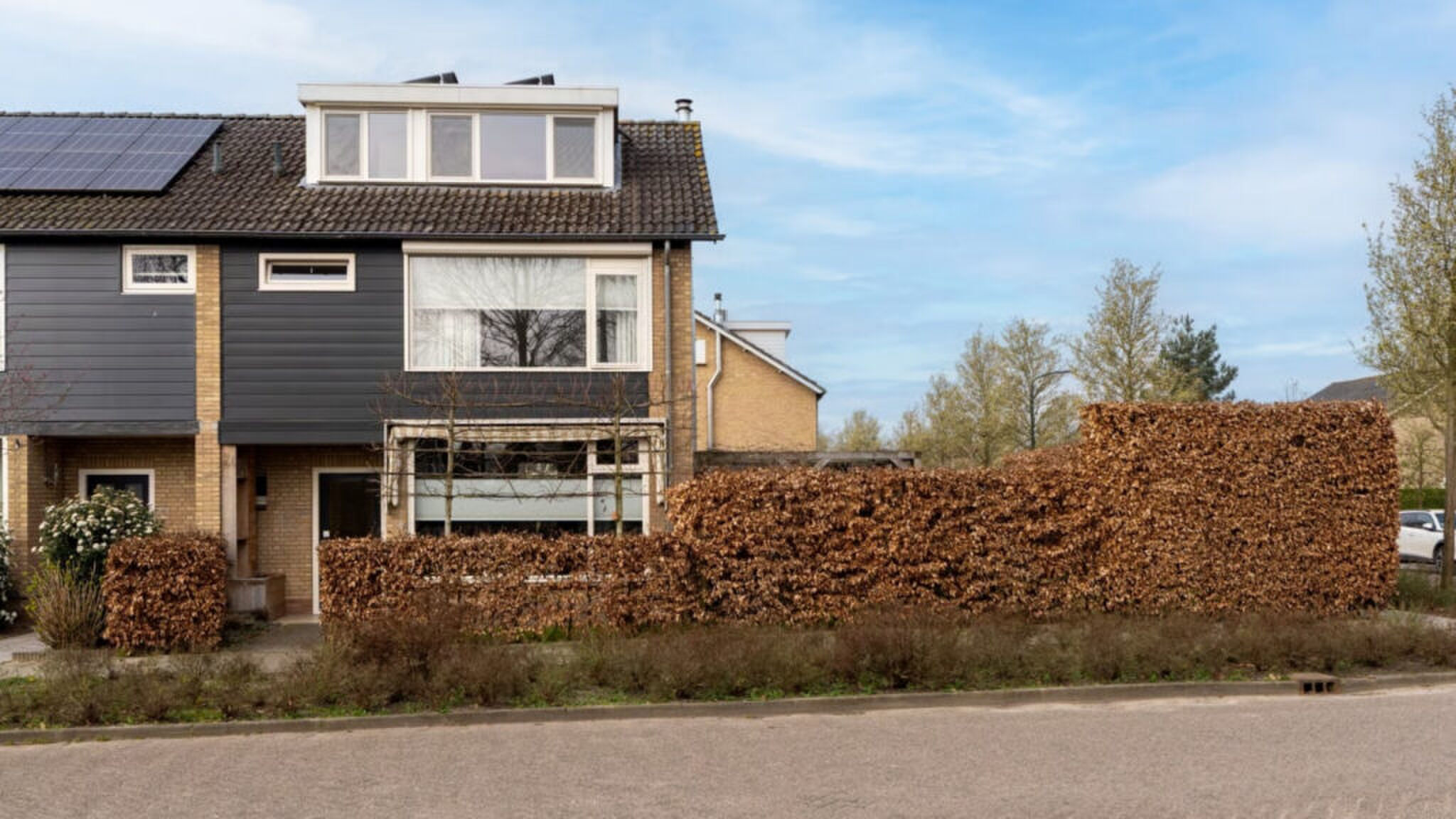 Buitenaanzicht van de woning van Gian van Veen