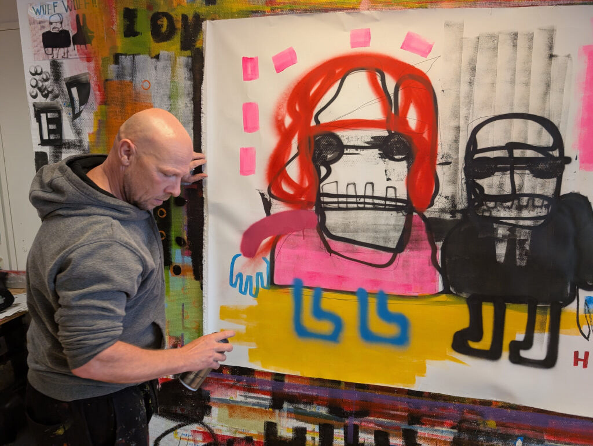 Bart Hamelink aan het werk in zijn studio