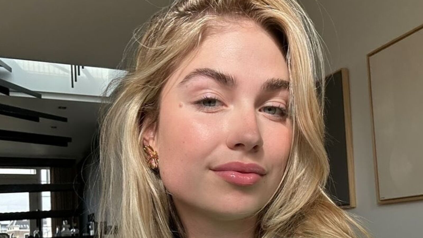 Zangeres Roxy Dekker verkoopt huis in Amsterdam ver boven de vraagprijs