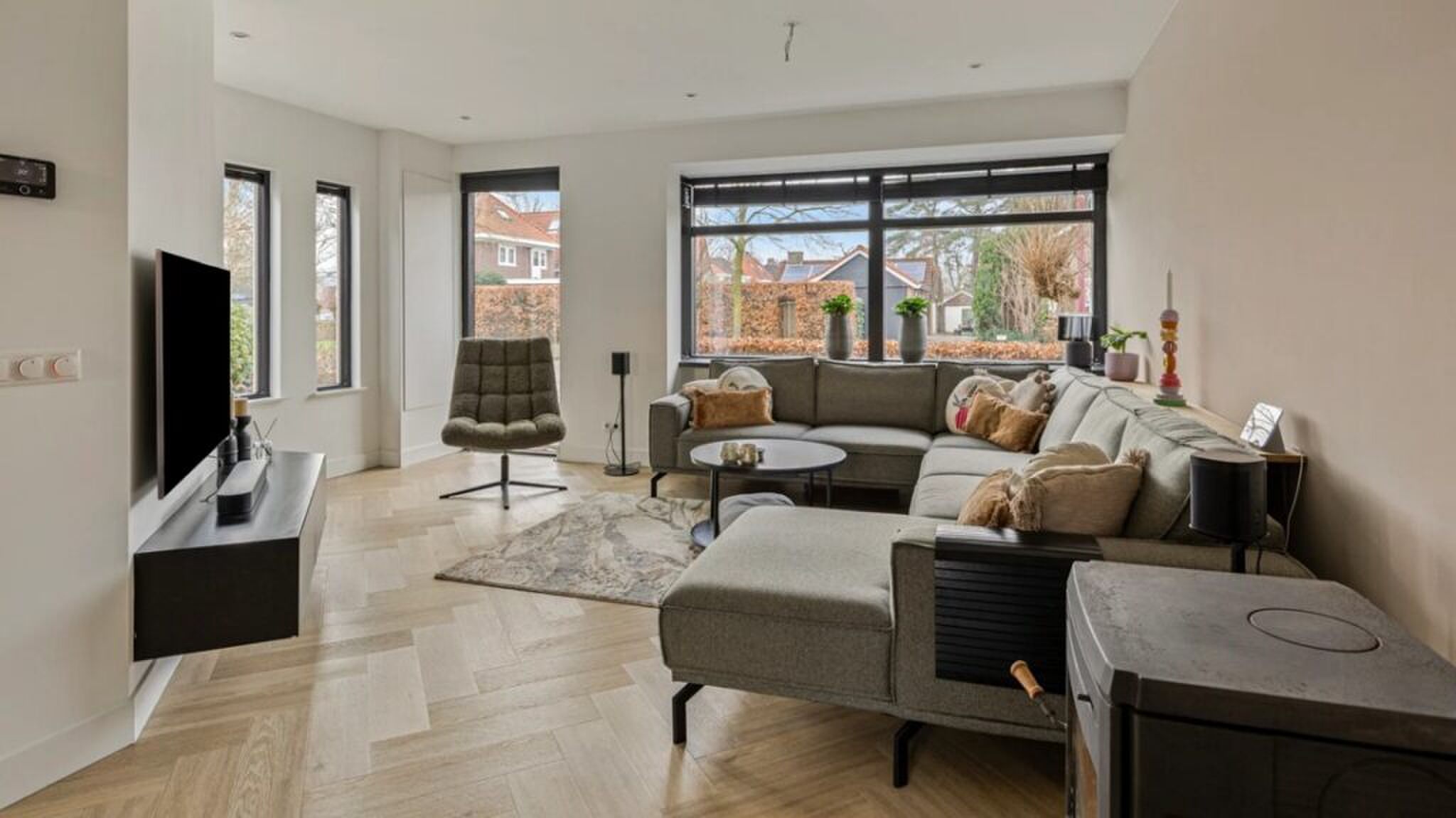 De woonkamer in het huis van Jenning de Boo.