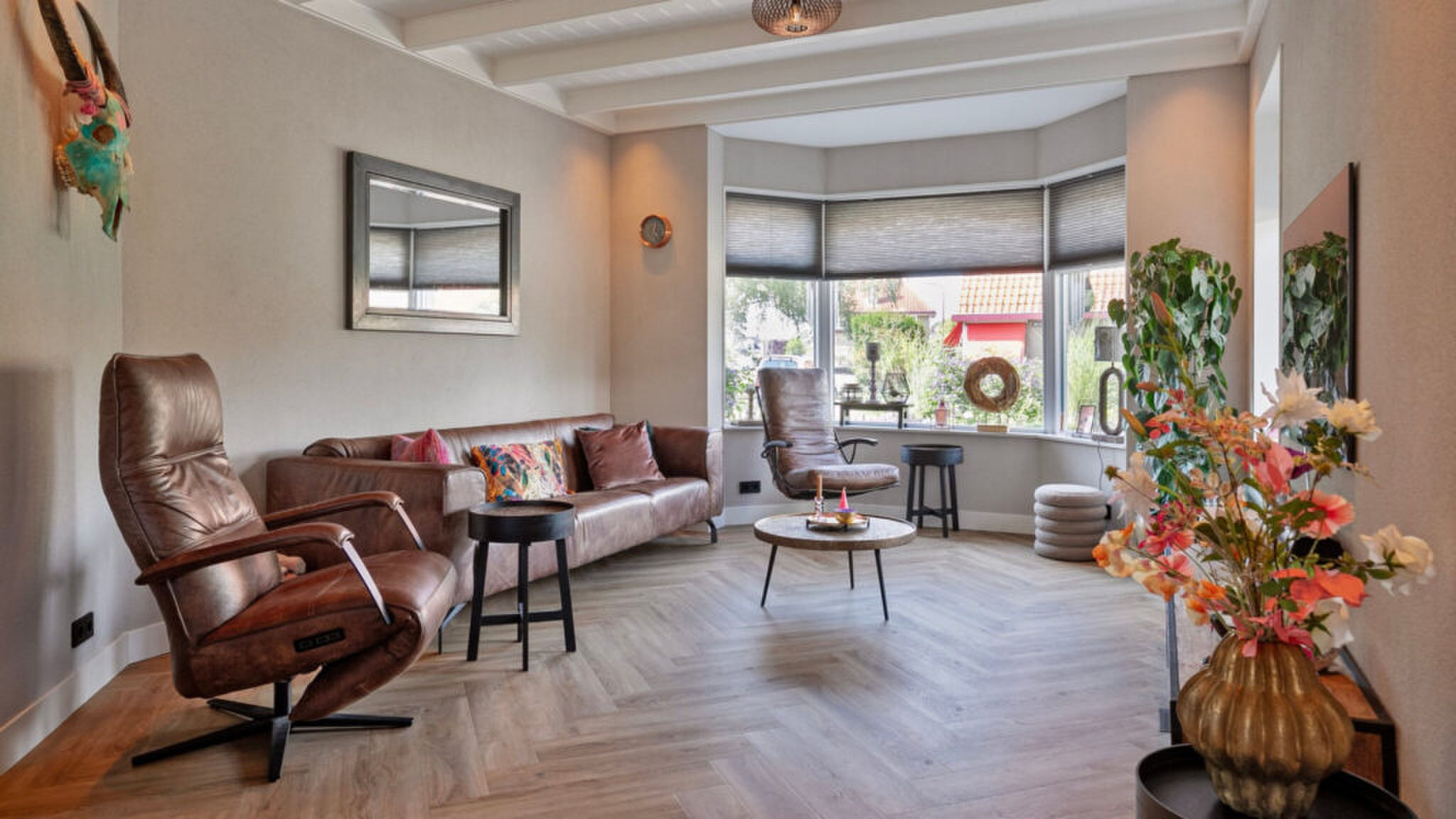 De living van de woning van Joep Wennemars.