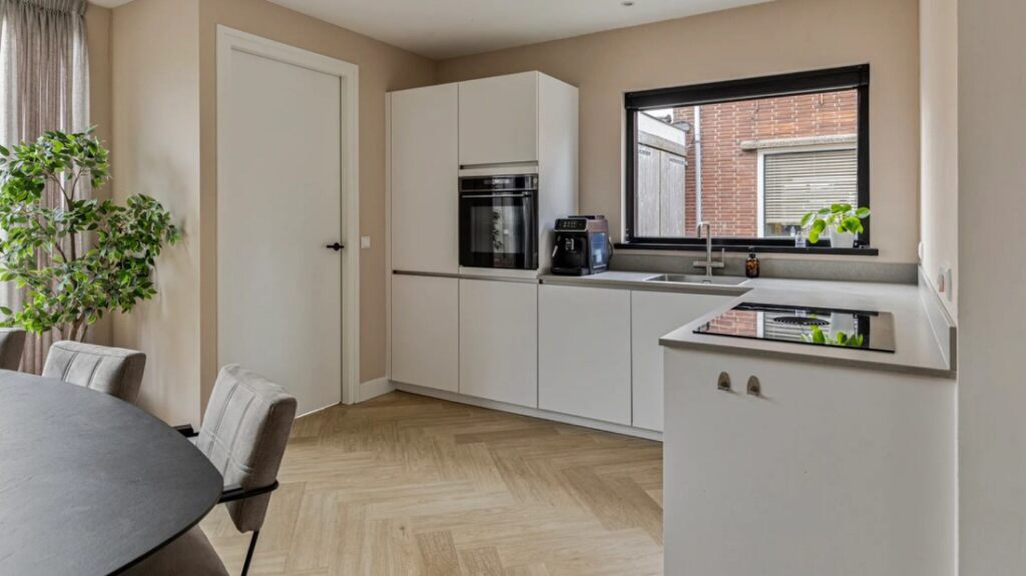 De hoogwaardige keuken.