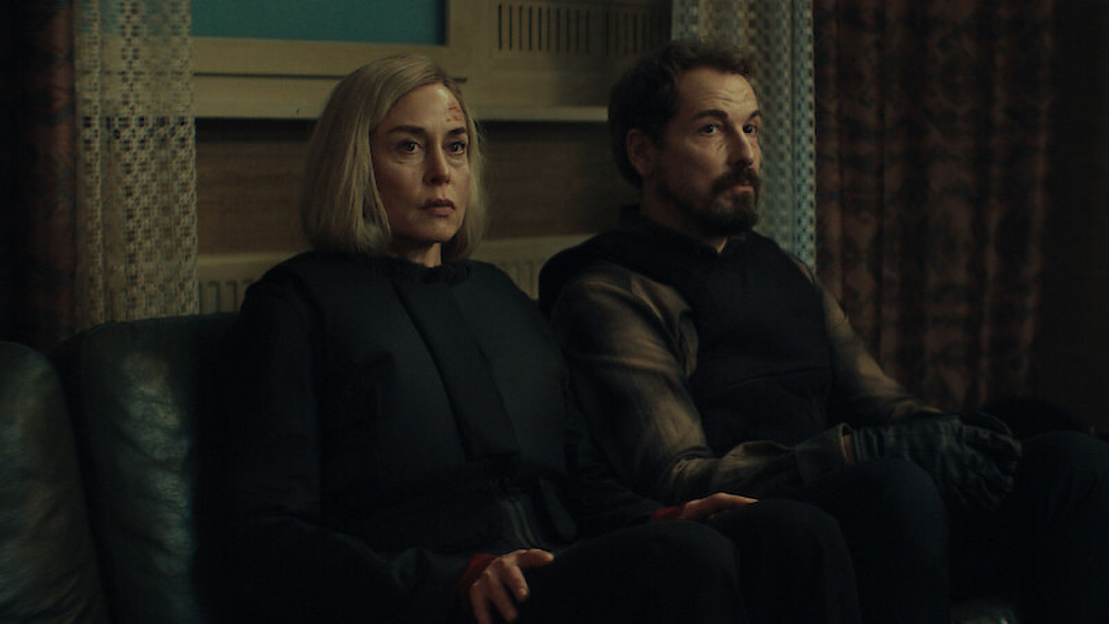 Susanne Wolff en Felix Kramer in Unfamiliar (2026)