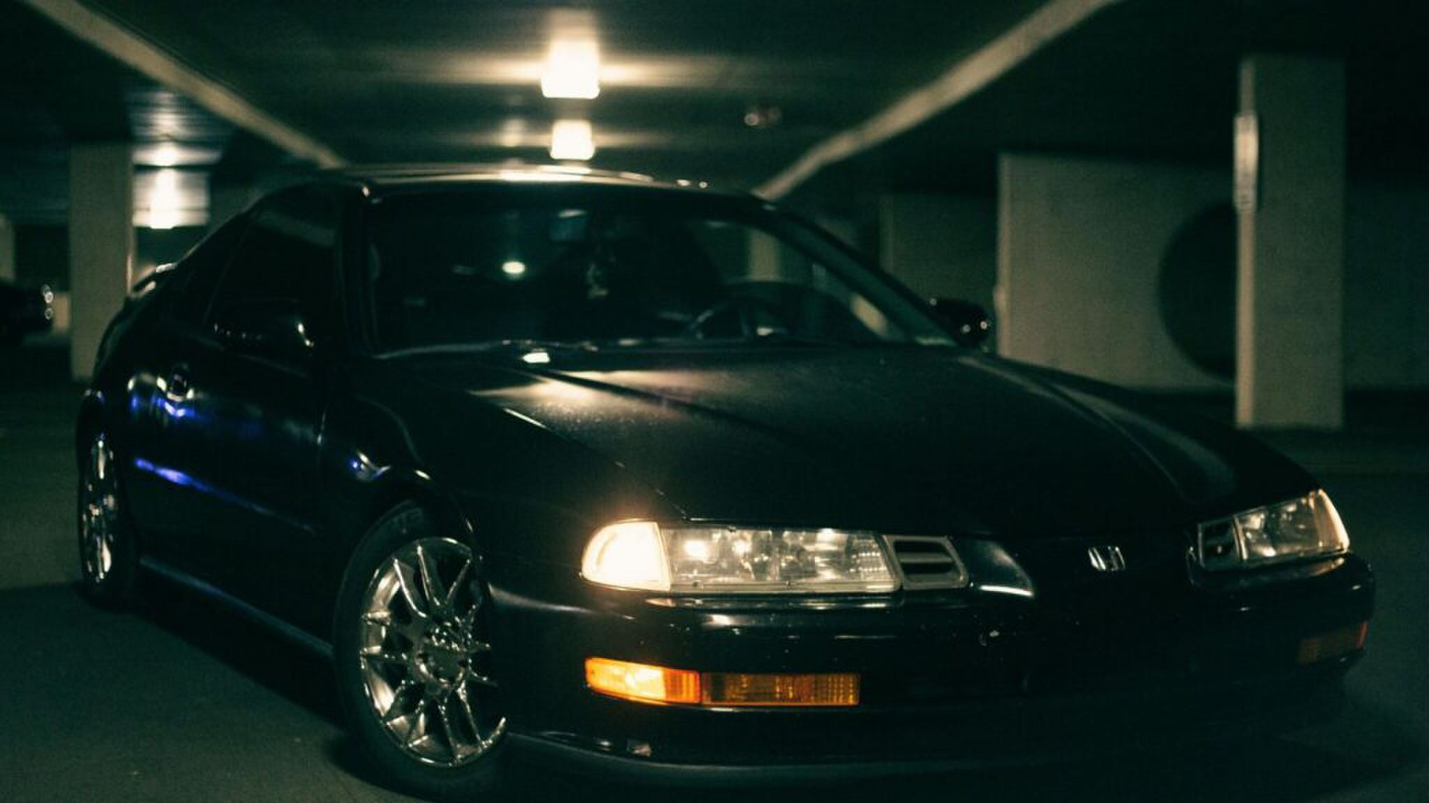 Zwarte Honda Prelude