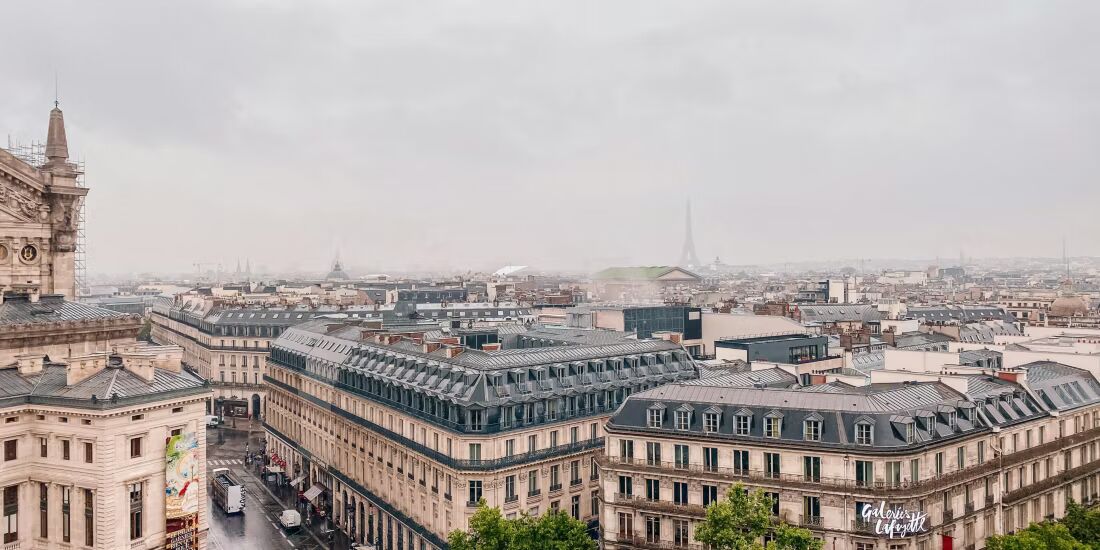 open lucht foto van het dak van de InterContinental Paris