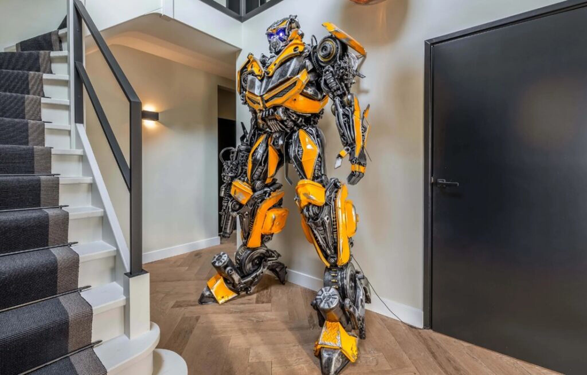 De Transformer in de villa die op Funda staat.