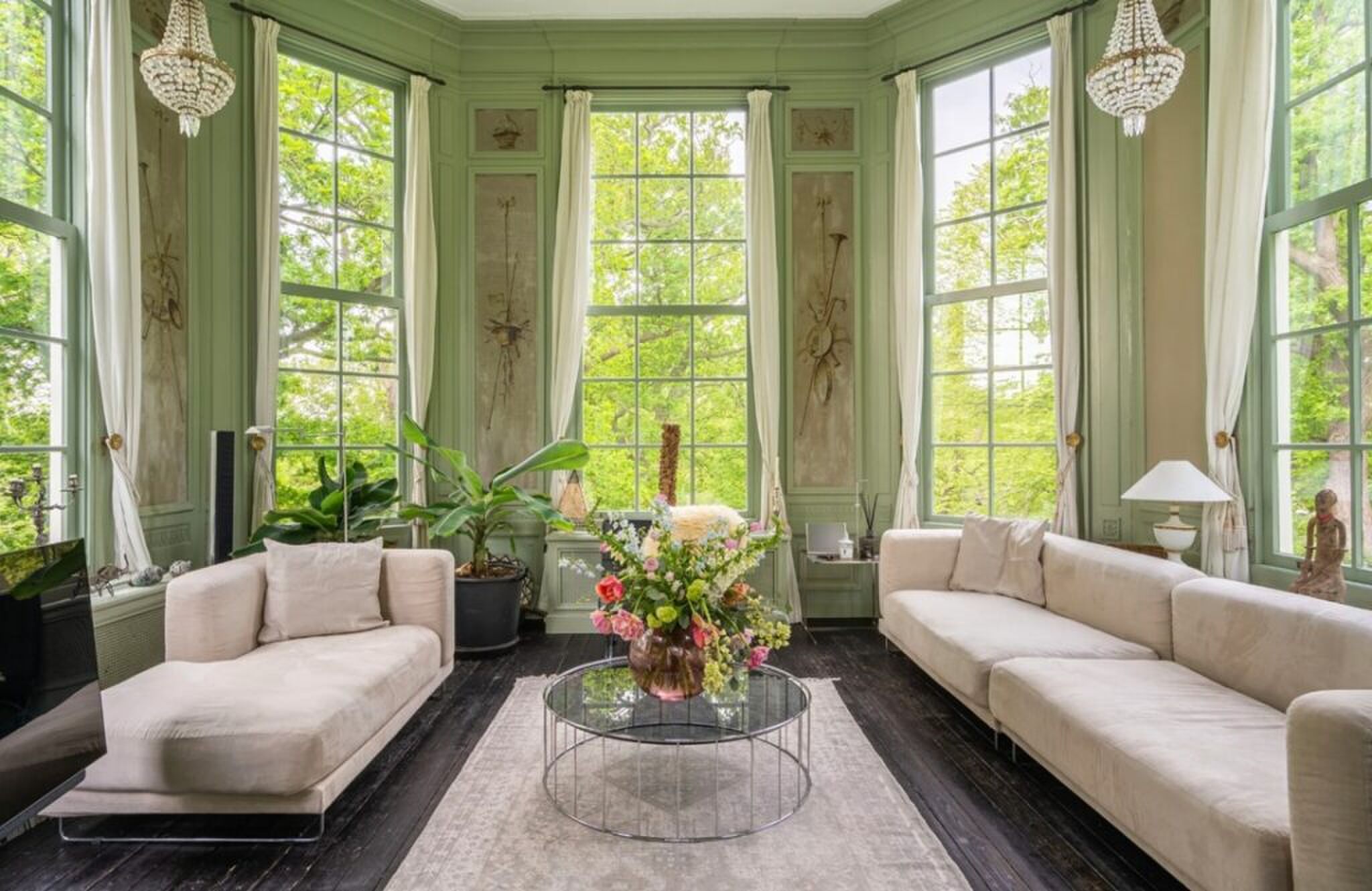 De living met prachtig uitzicht.