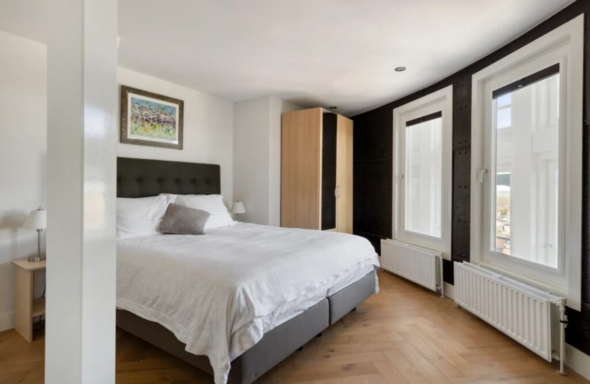 De slaapkamer met prachtig uitzicht.