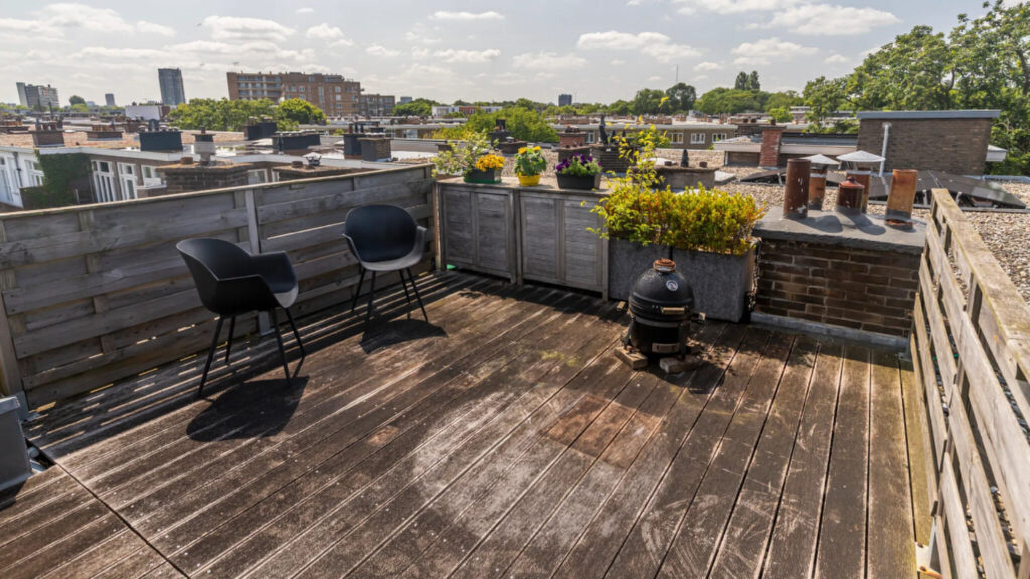 Het zonovergoten dakterras.