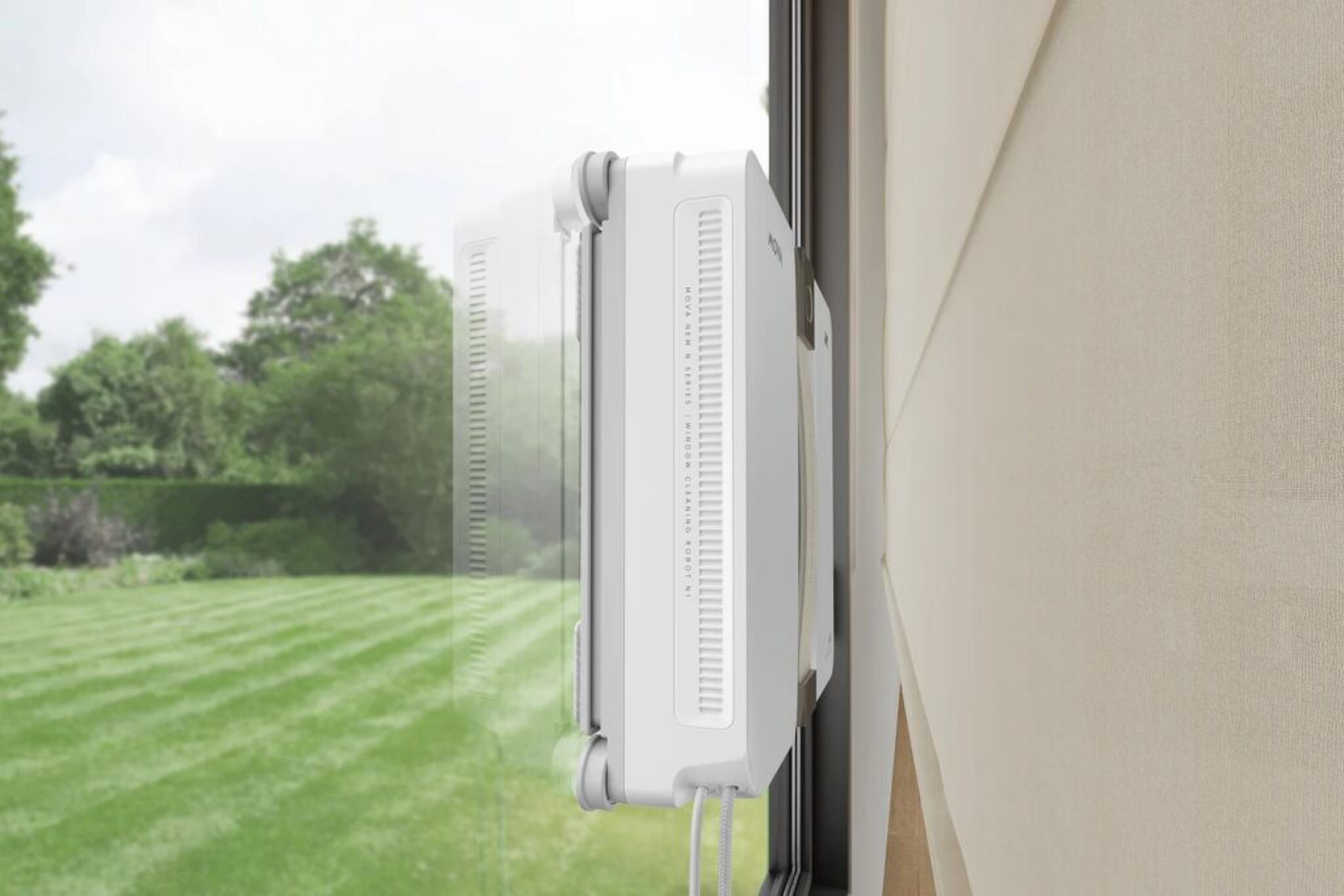 De Window Cleaning Robot N1 van MOVA
