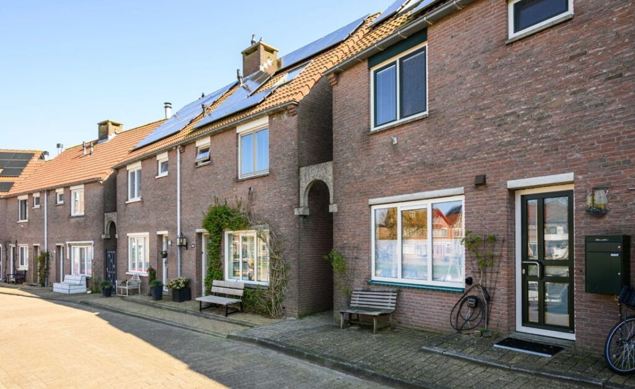 De voorzijde van het rijtjeshuis op Funda.