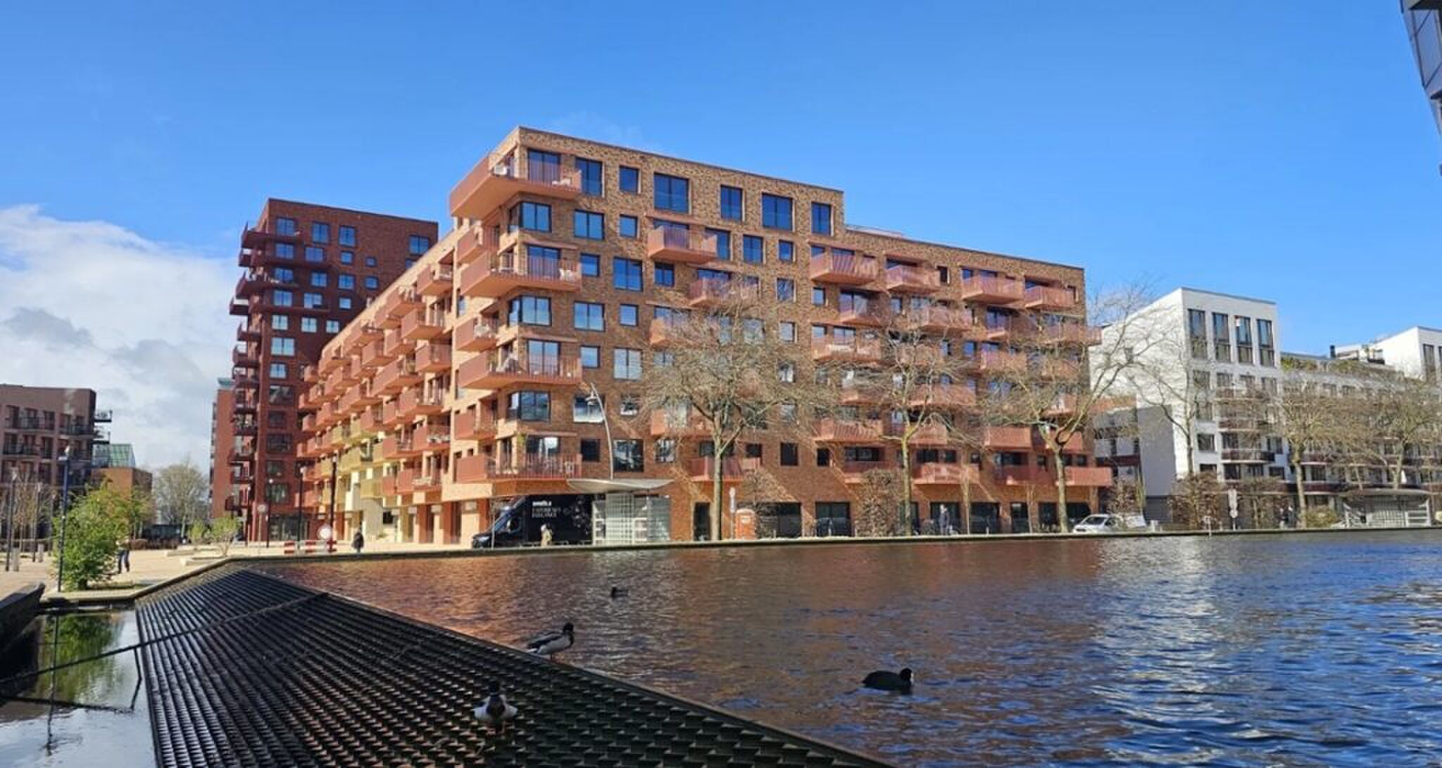 Het gebouw waar het appartement in Den Bosch zich in bevindt.