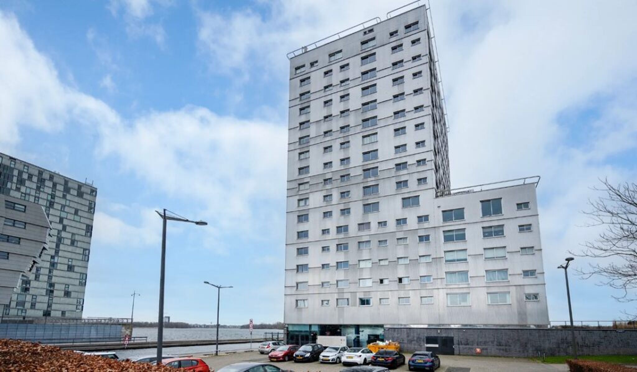 De woontoren in Almere.