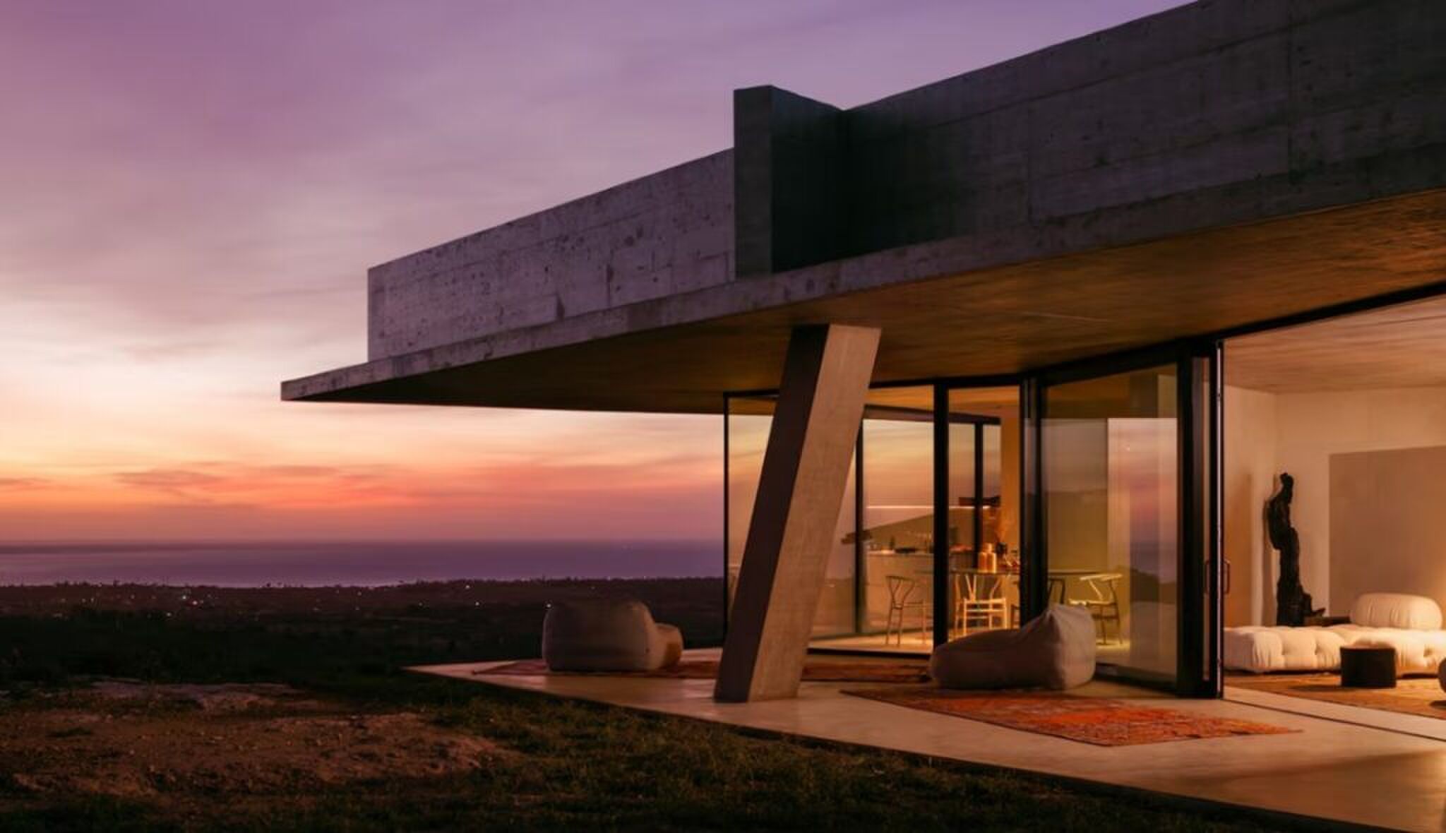 De zijkant van de Italiaanse villa.