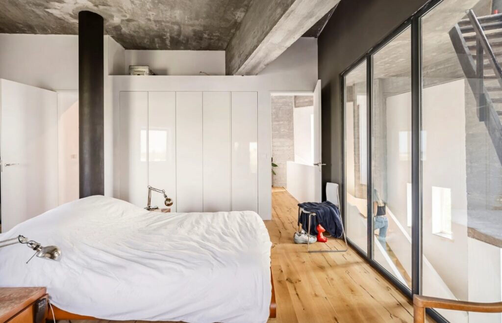 De luxueuze slaapkamer.