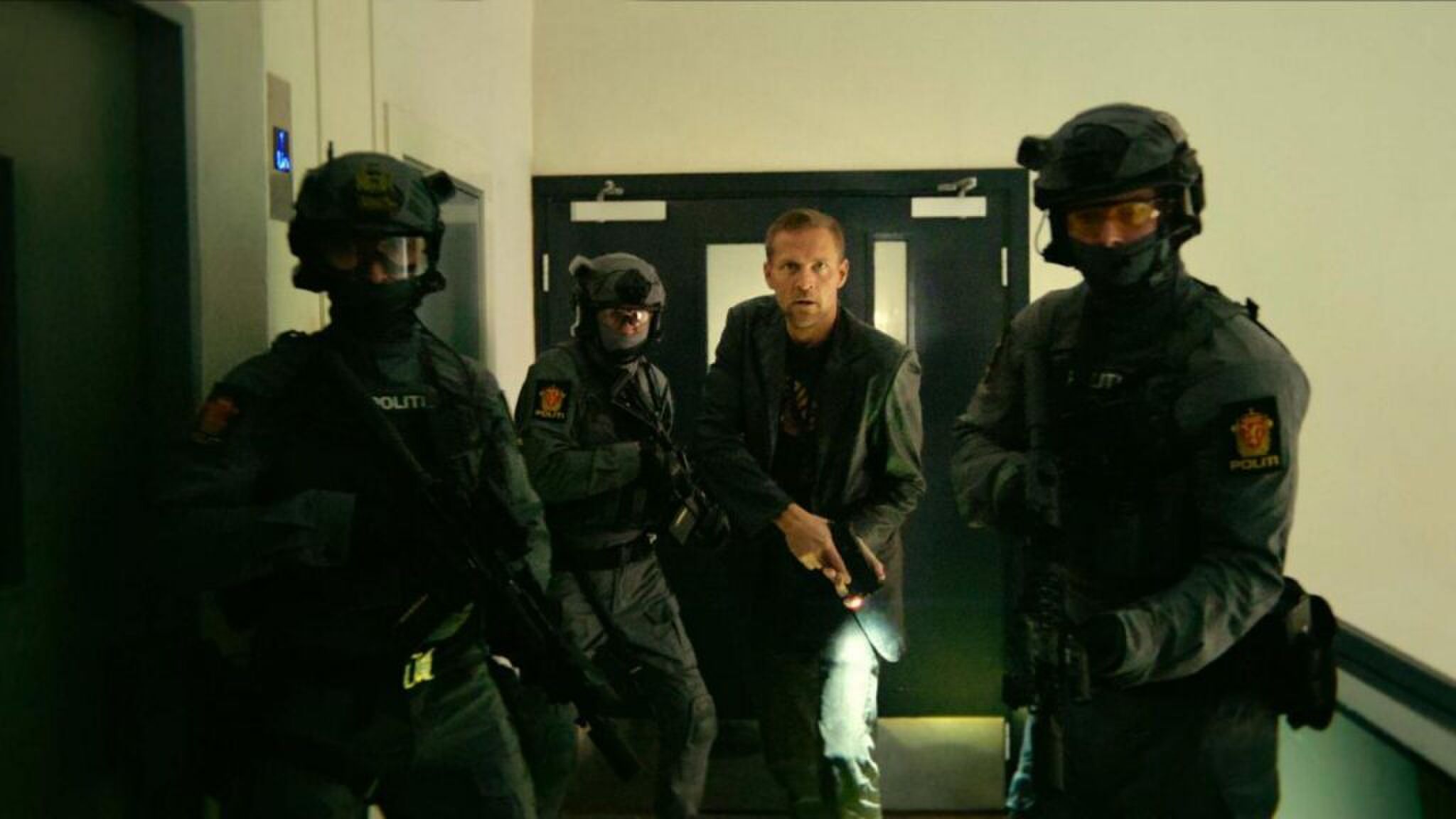 Stilbeeld uit "Jo Nesb&oslash;'s Detective Hole" (2026)