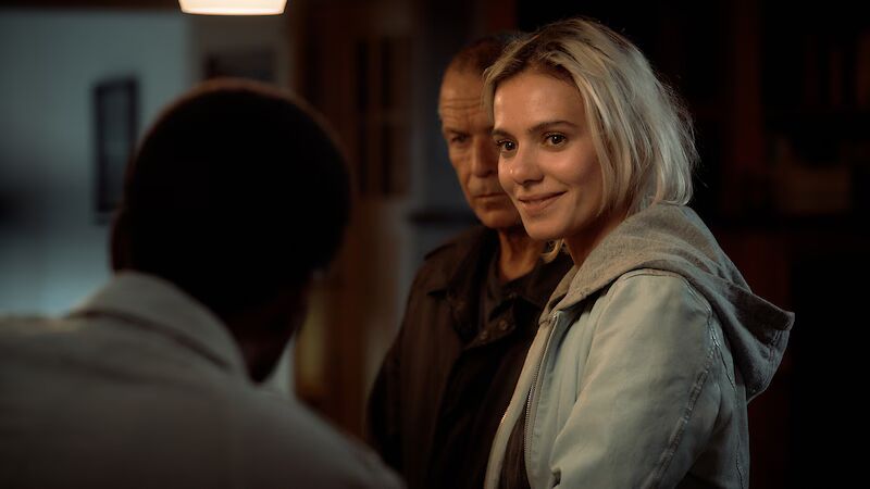 Sallie Harmsen in "Doodstil"