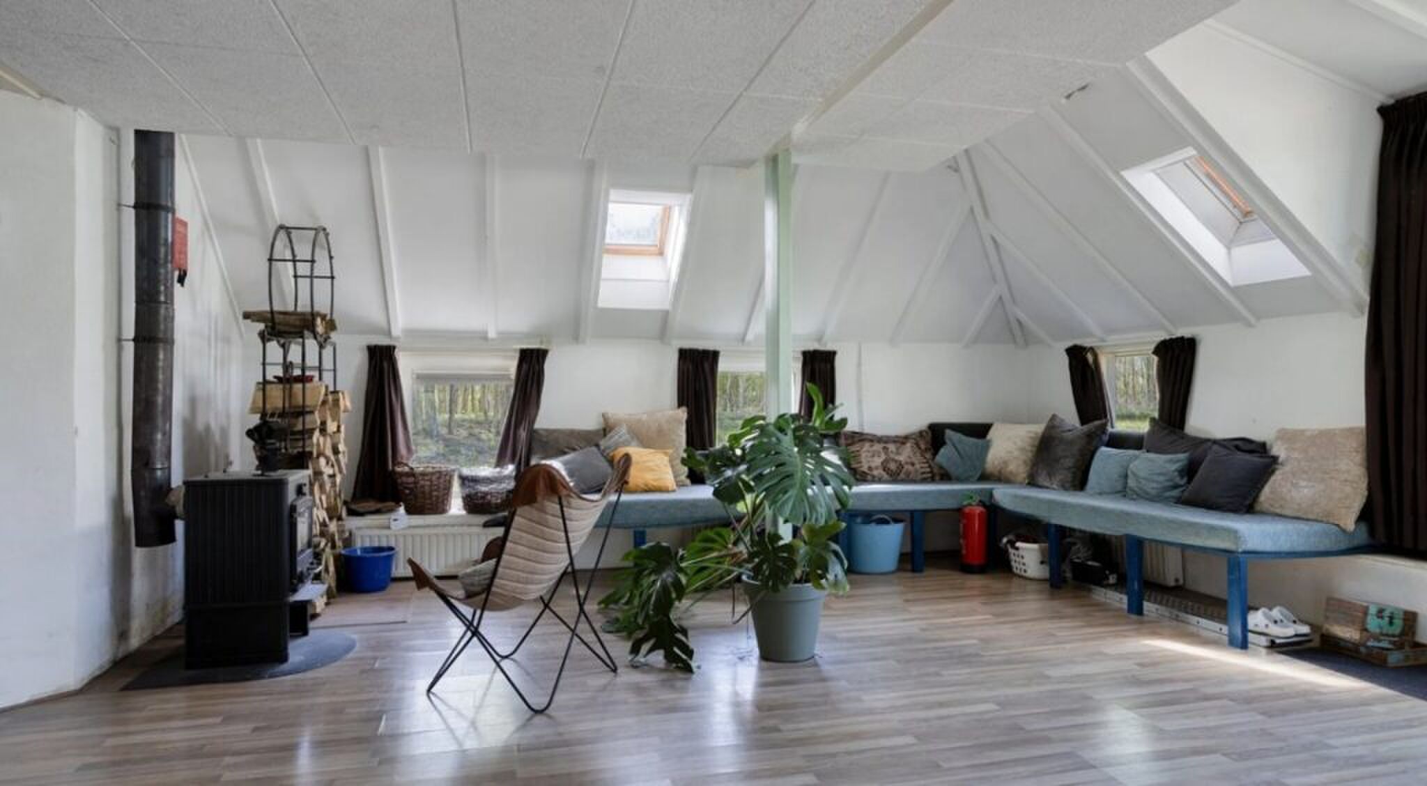 Een van de extra zitkamers.