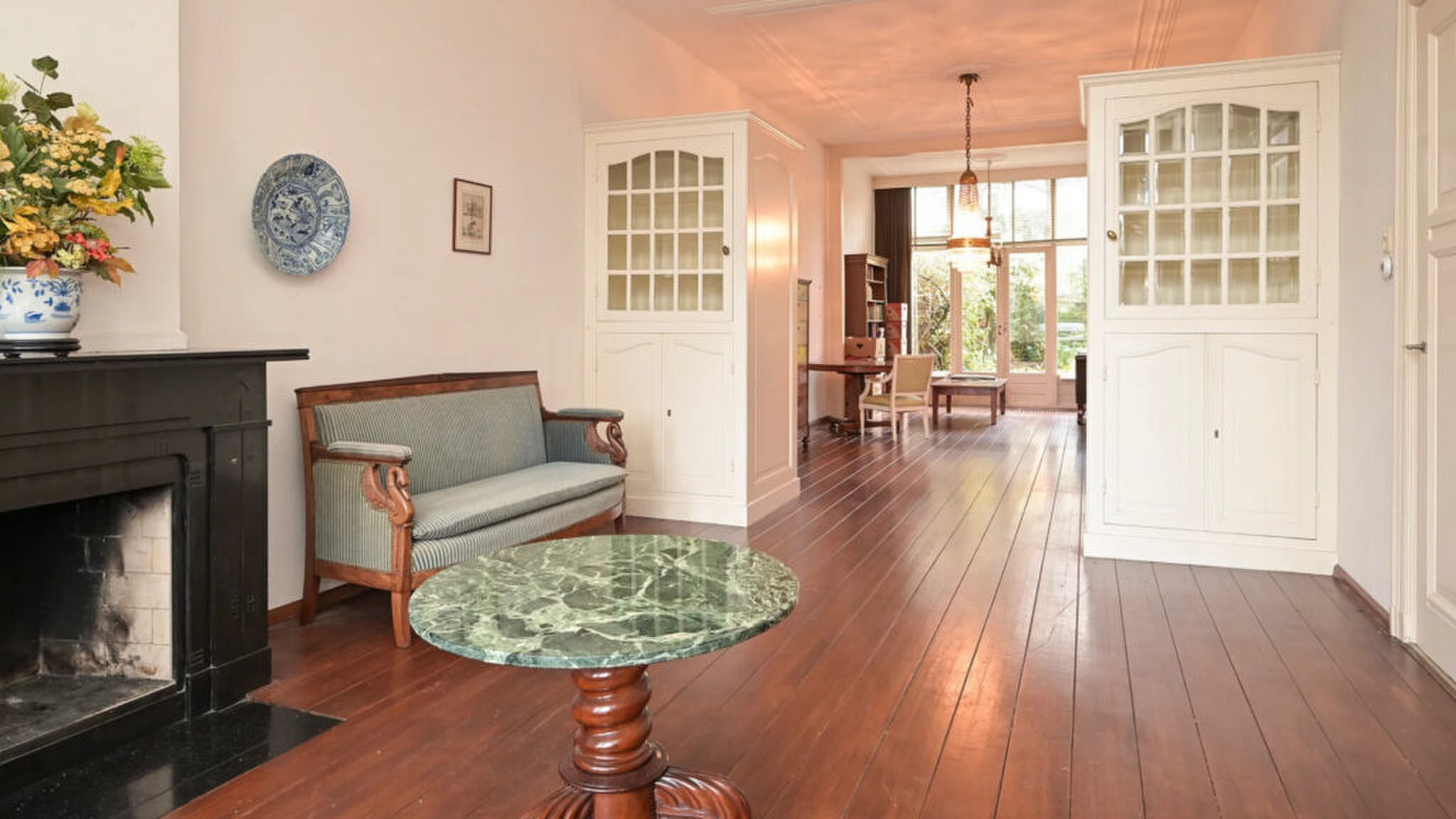 De woonkamer van de nieuwe woning van Shelly Sterk