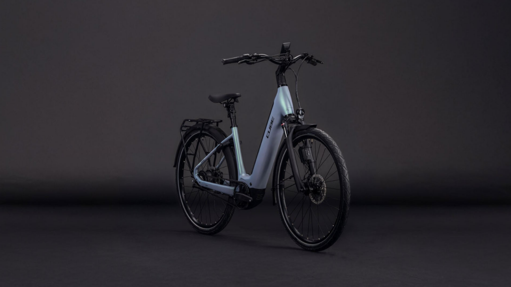 de Cube Supreme Hybrid Deluxe SLX 600 e-bike