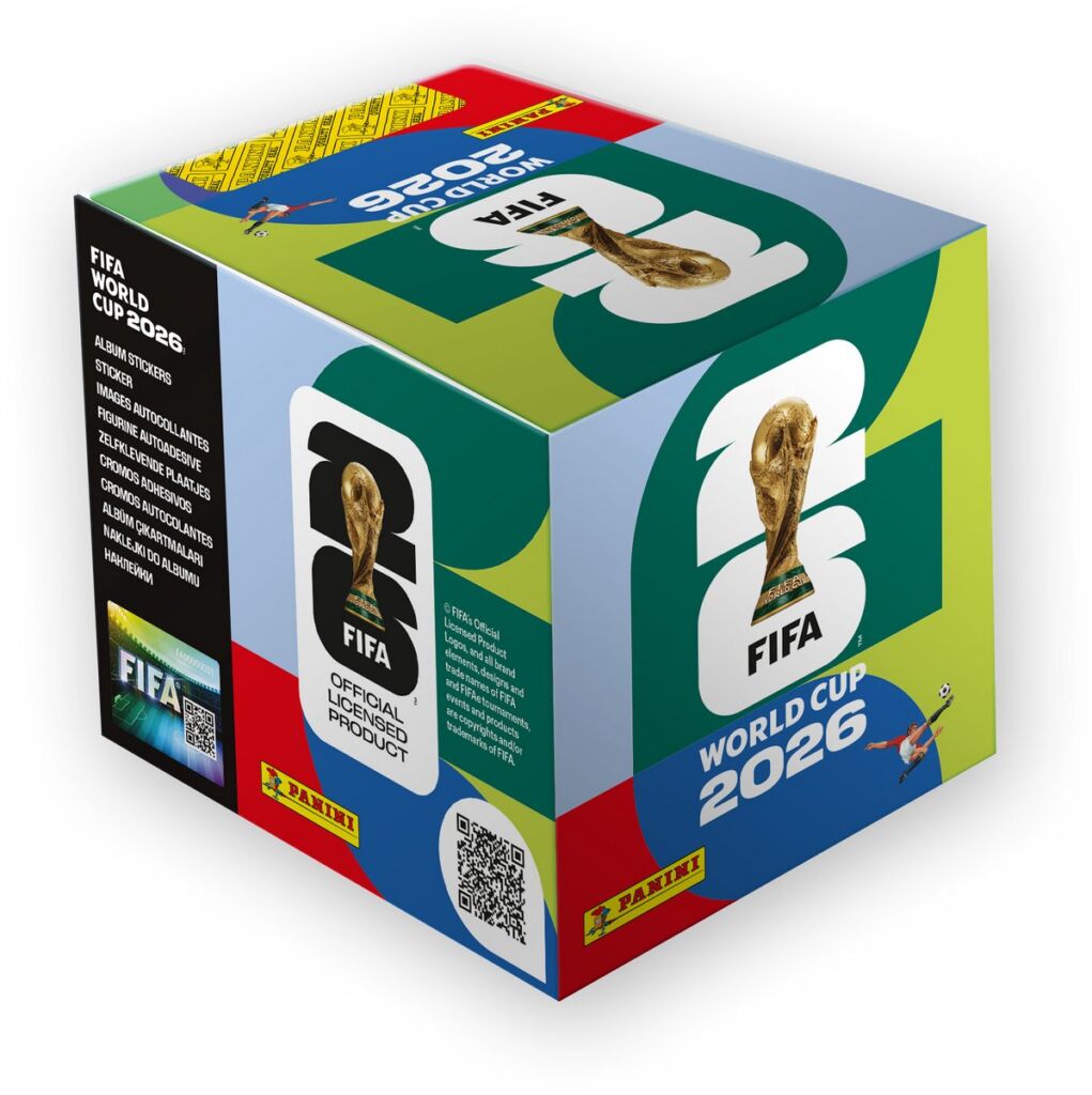 Een doos met pakjes Panini plaatjes