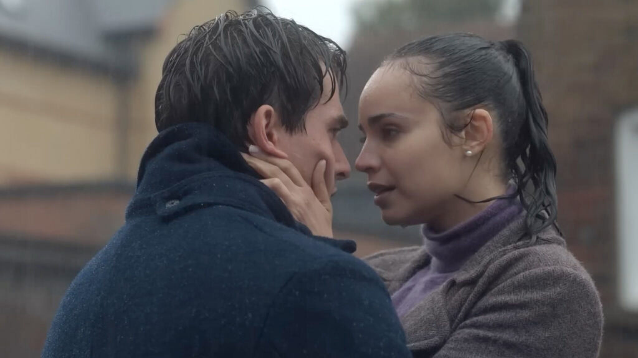Sofia Carson en Corey Mylchreest in My Oxford Year