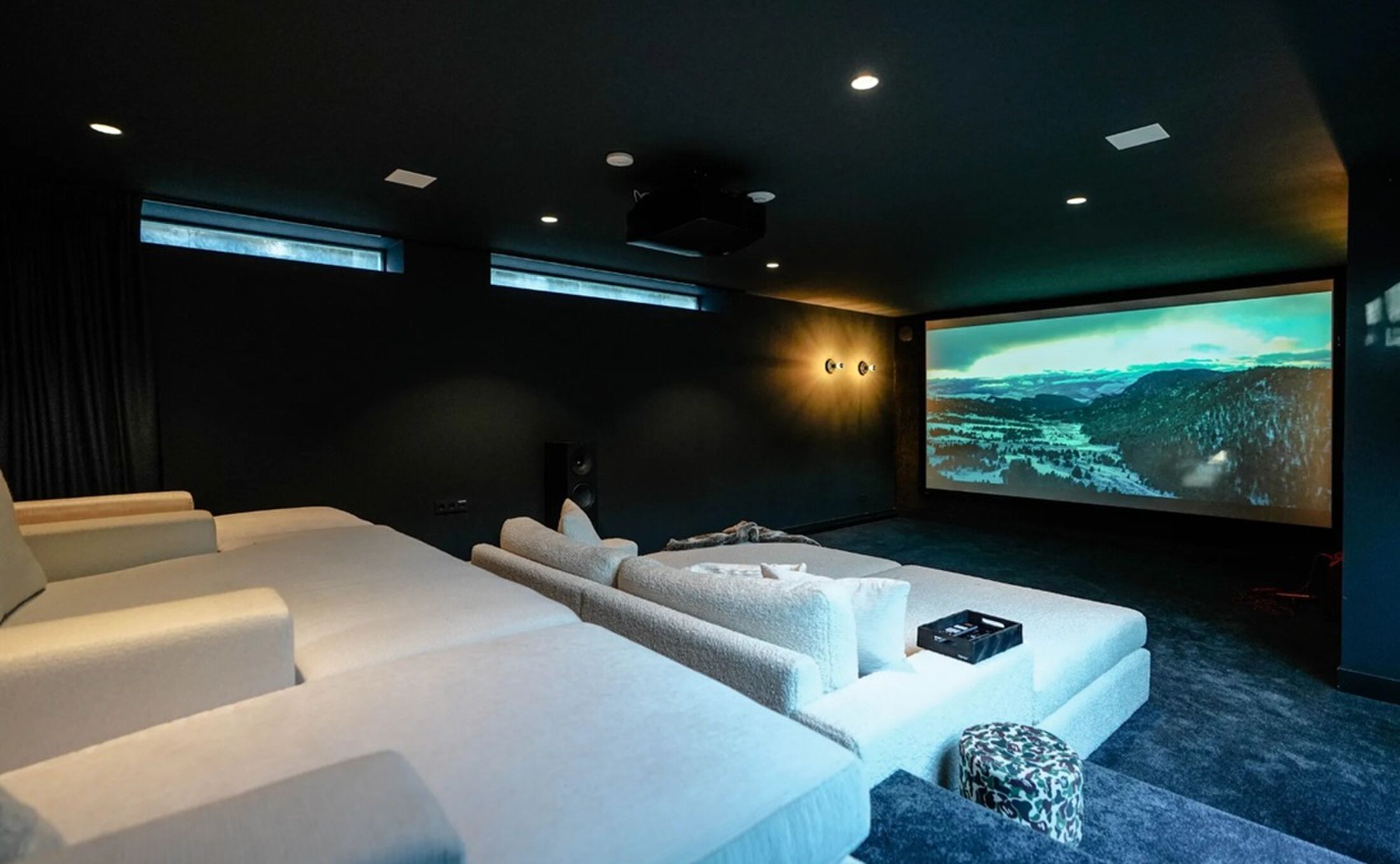 De luxe thuisbioscoop.