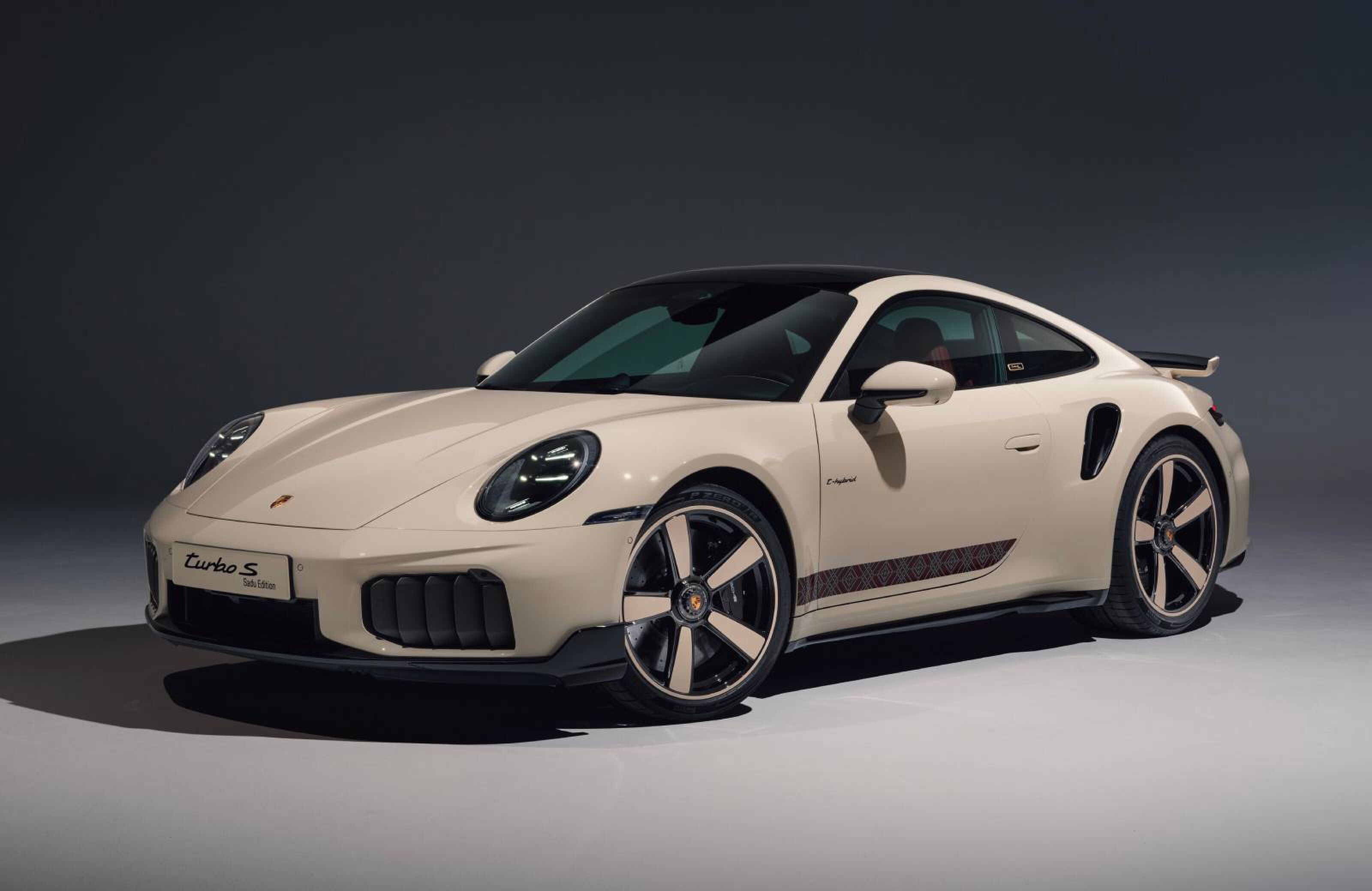 De Porsche 911 Turbo S Sadu Edition