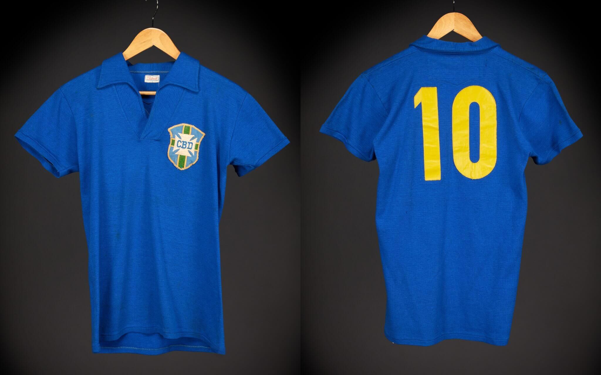 Het shirt van de voor- en achterkant.